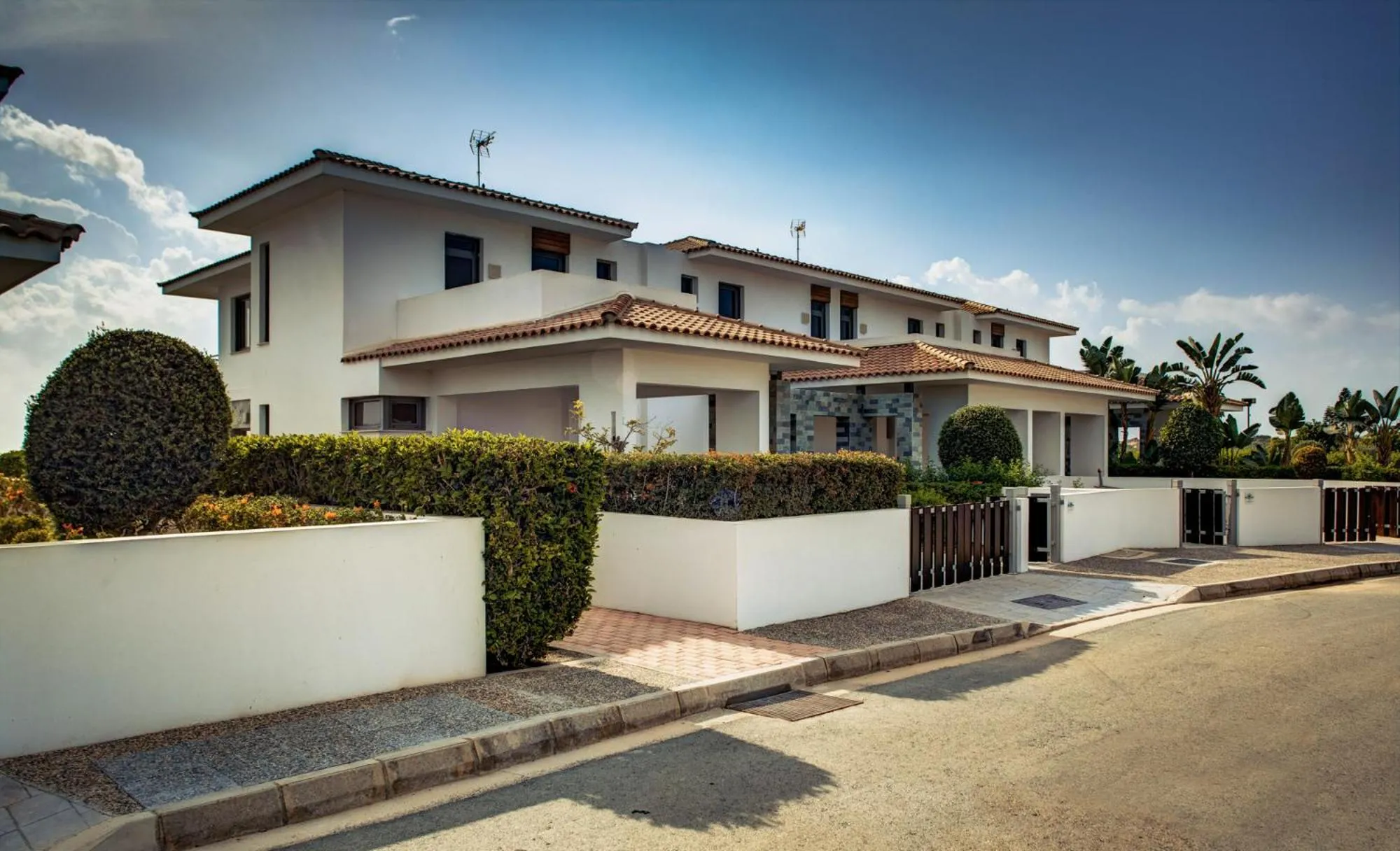 Property building in Atlantis Gardens