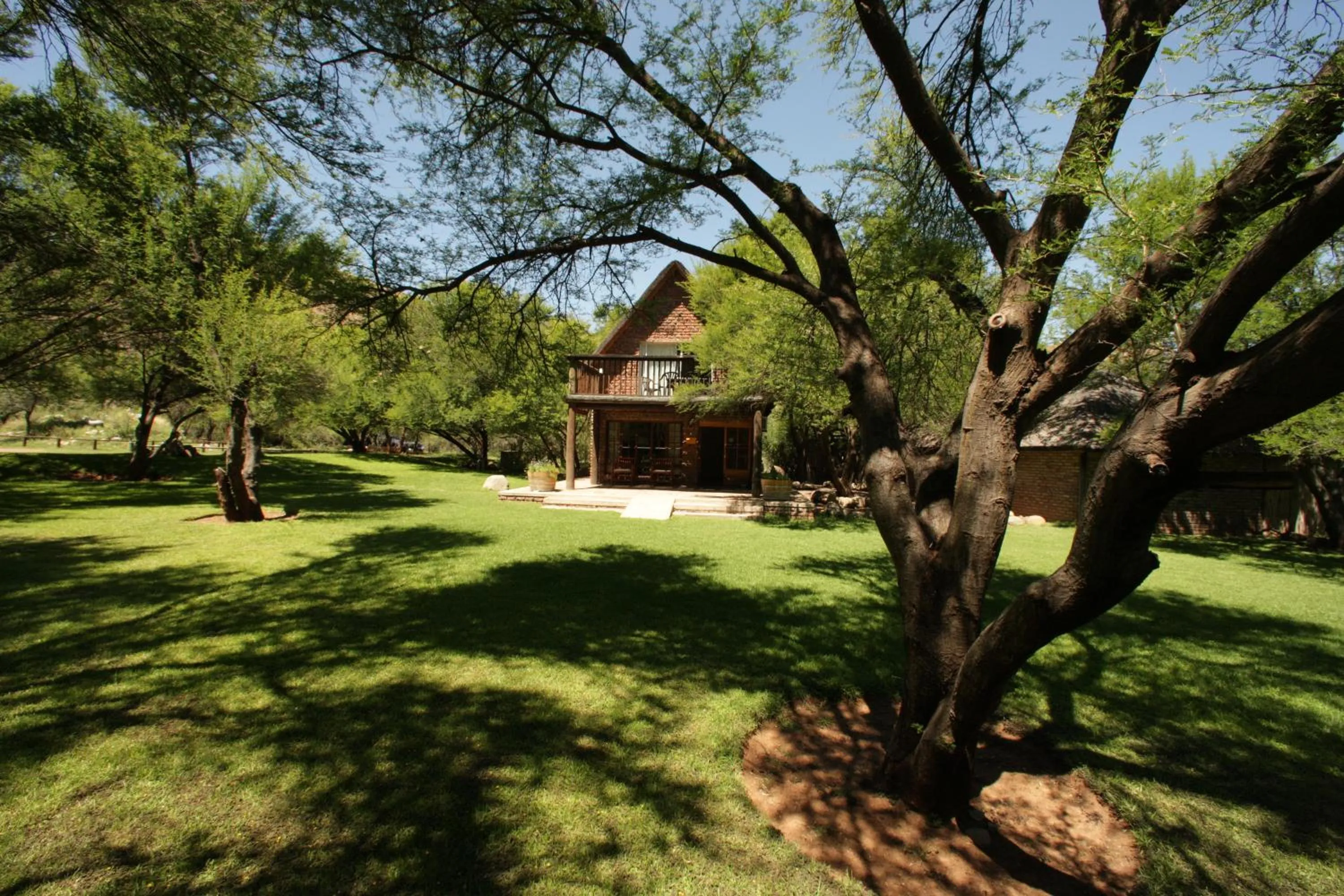 Property building in Ko Ka Tsara Bush Camp