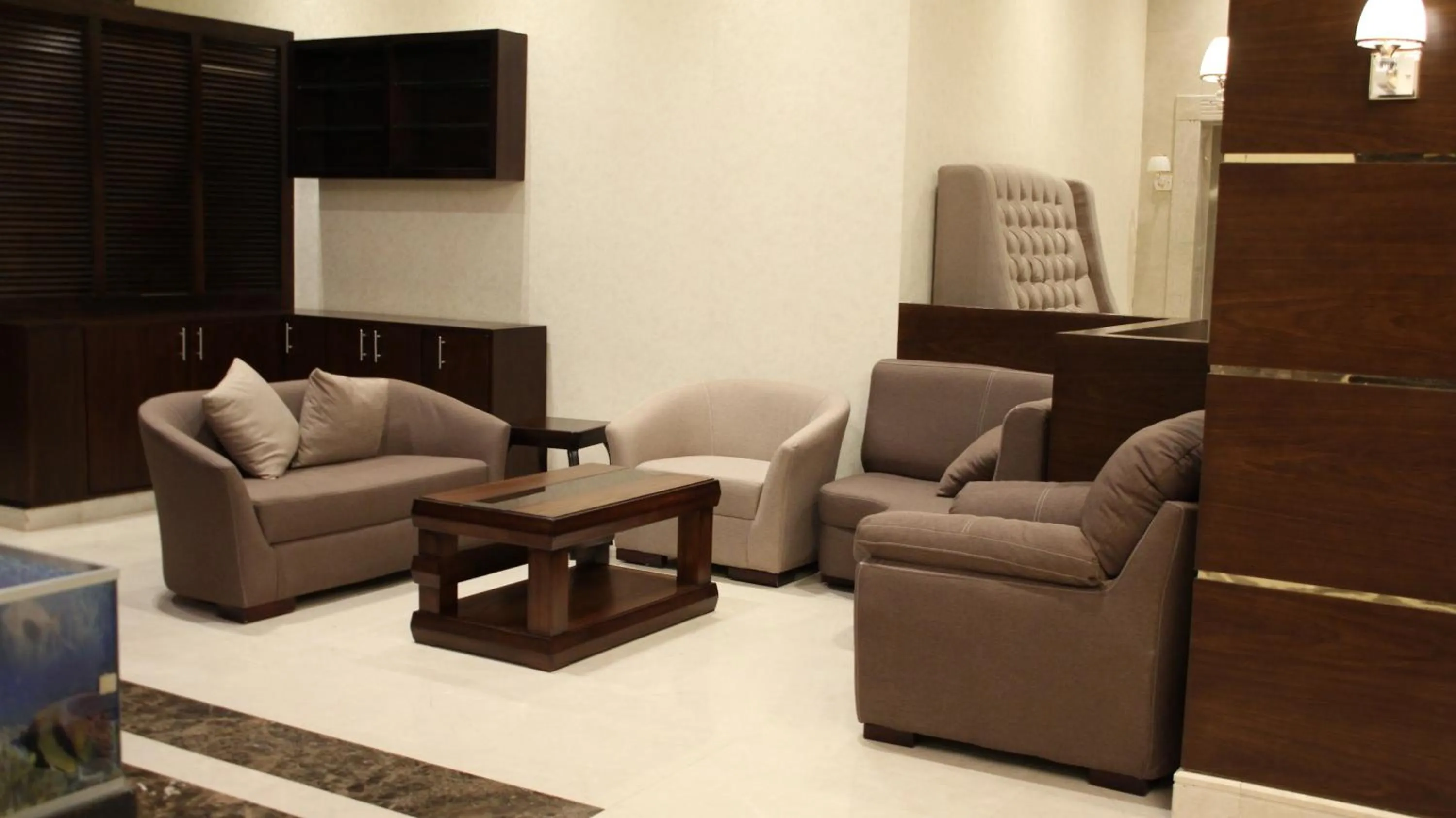 Lobby or reception in Big Ben Hotel Suites