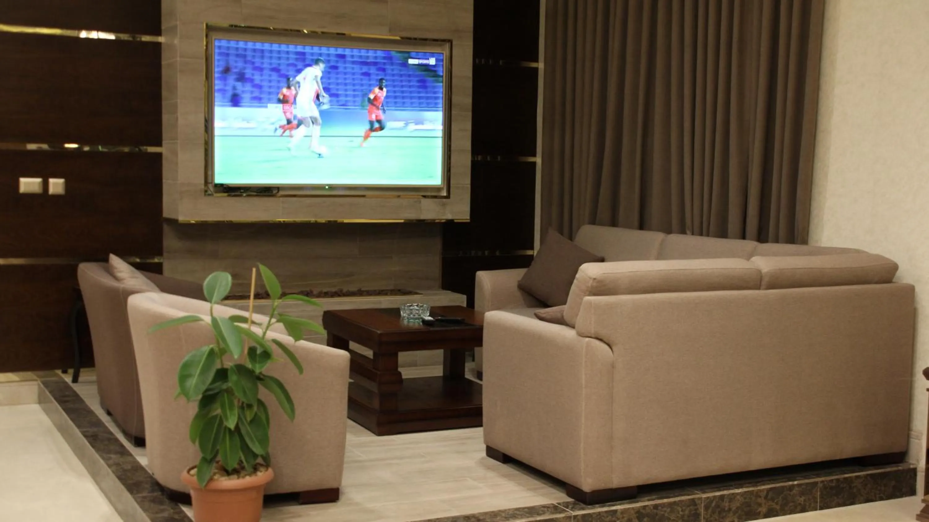 Seating area in Big Ben Hotel Suites