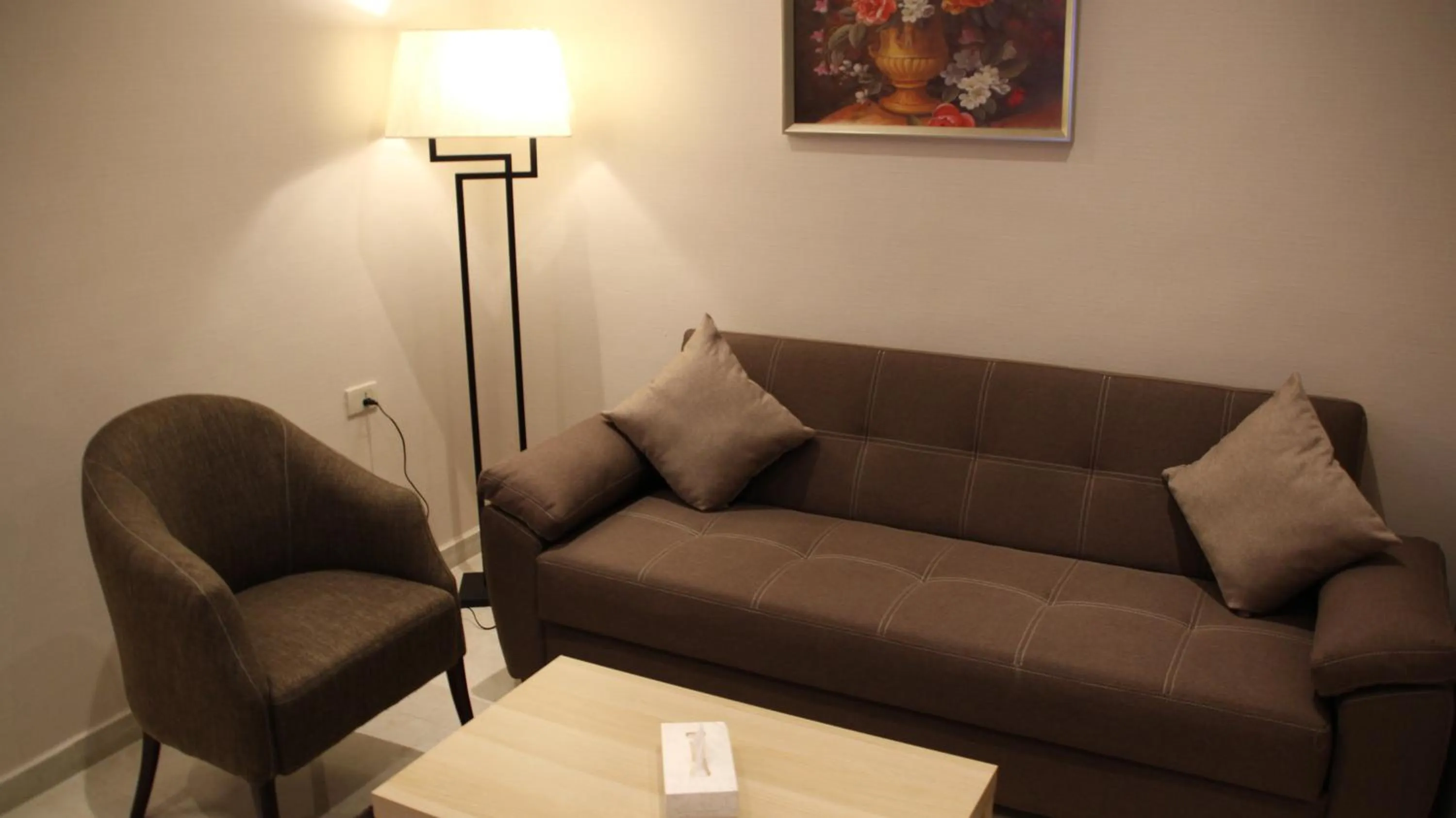 Living room in Big Ben Hotel Suites