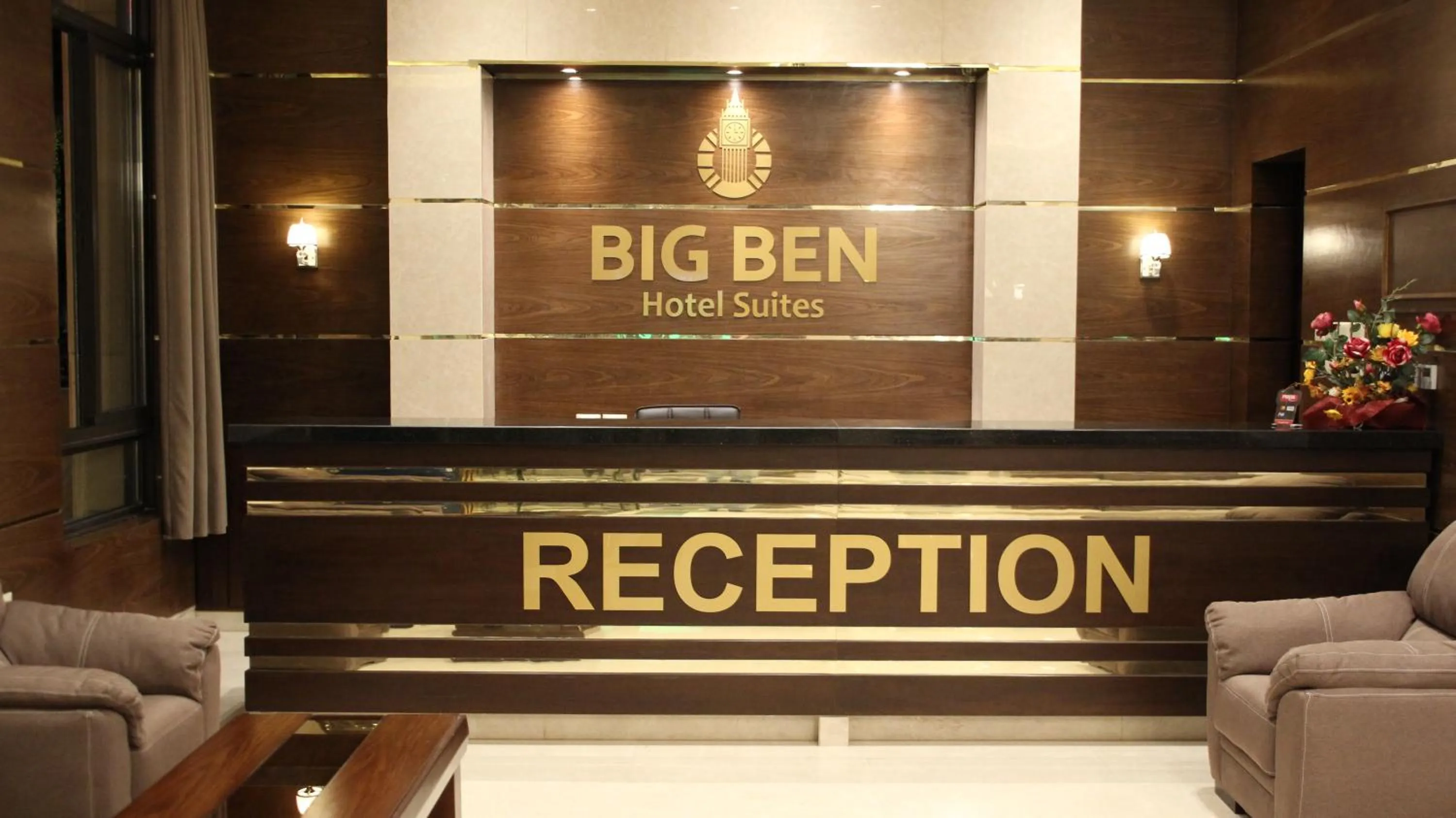 Lobby or reception in Big Ben Hotel Suites