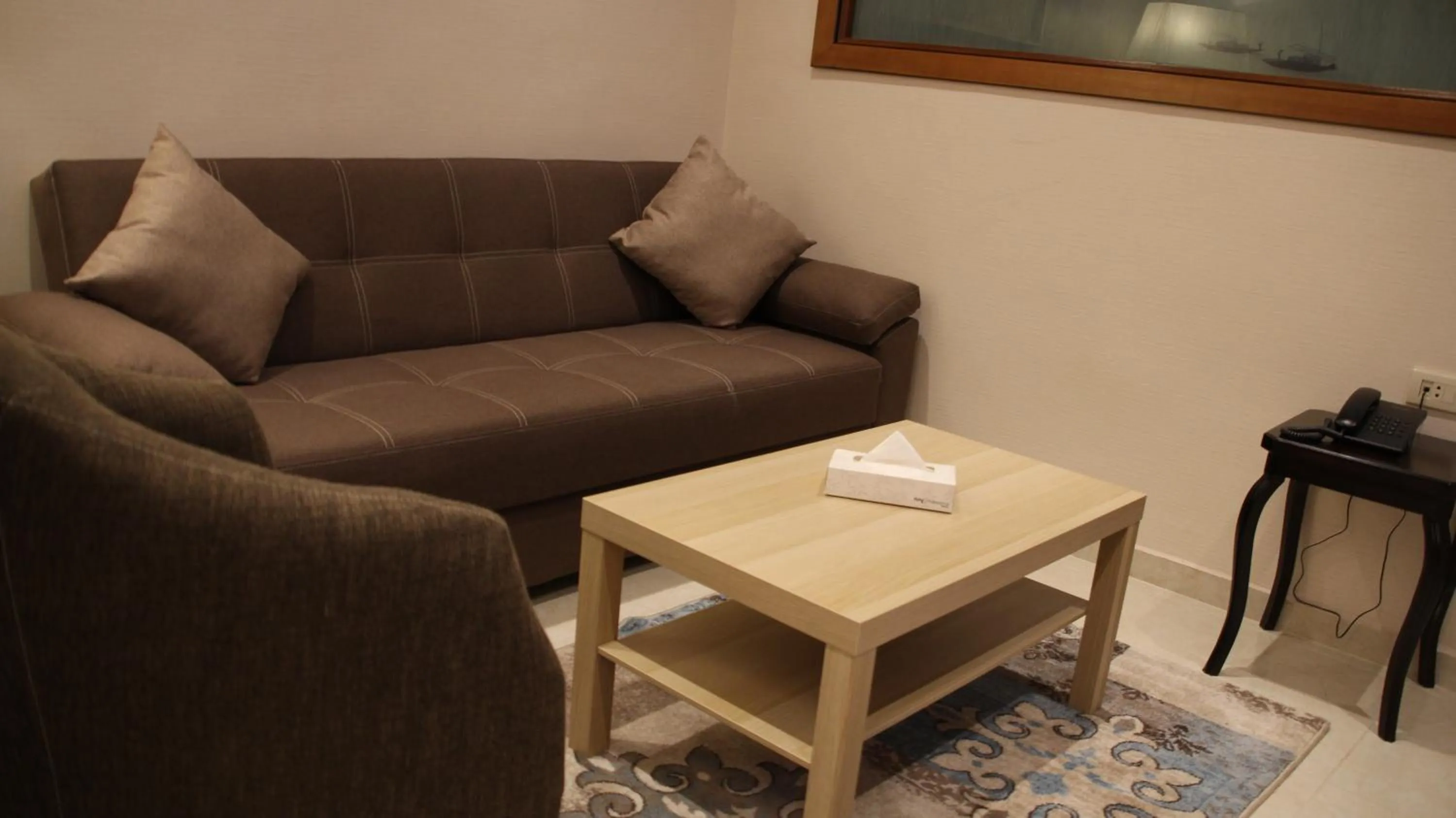 Living room in Big Ben Hotel Suites