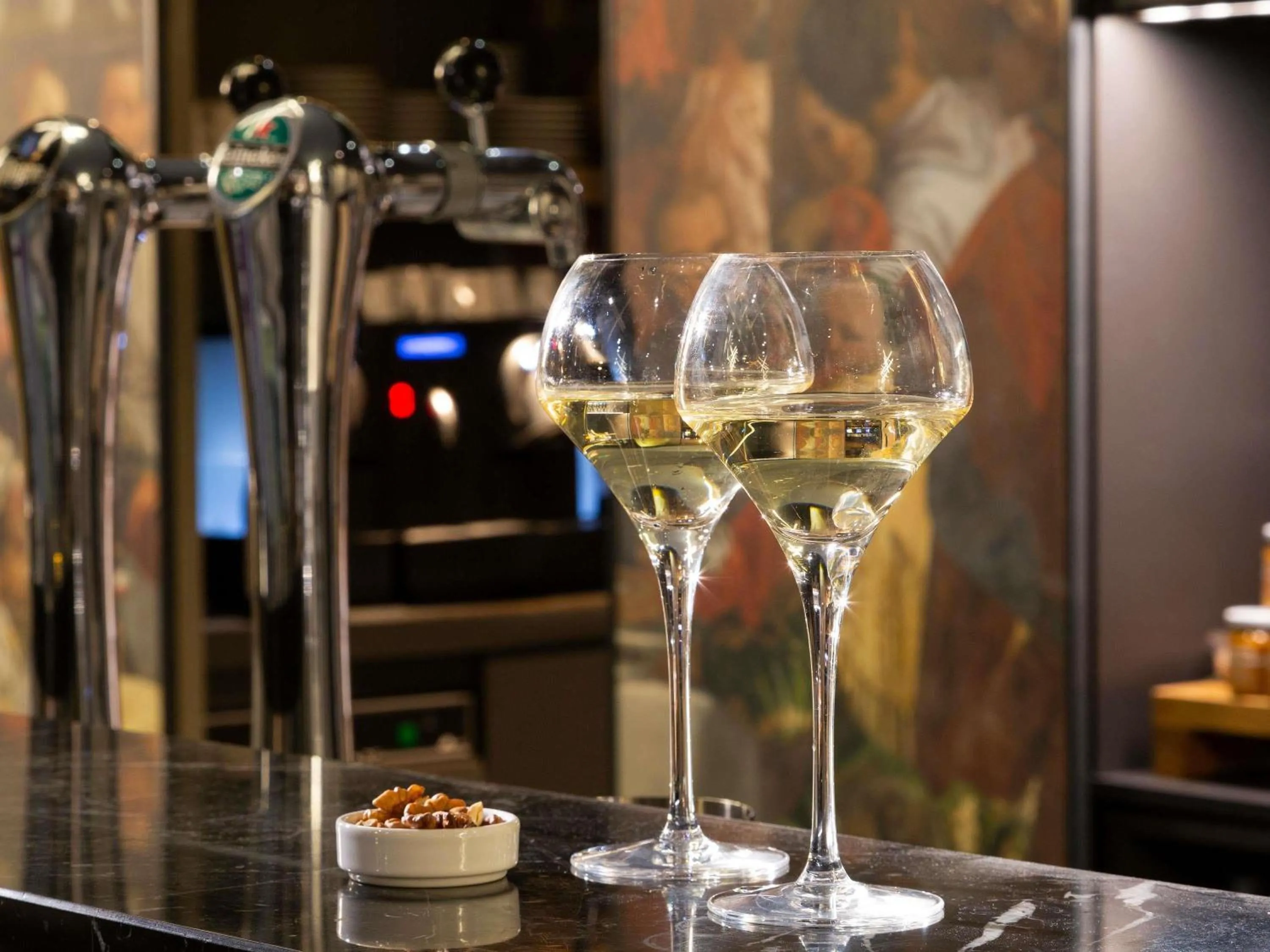 Lounge or bar in Mercure Paris Alesia