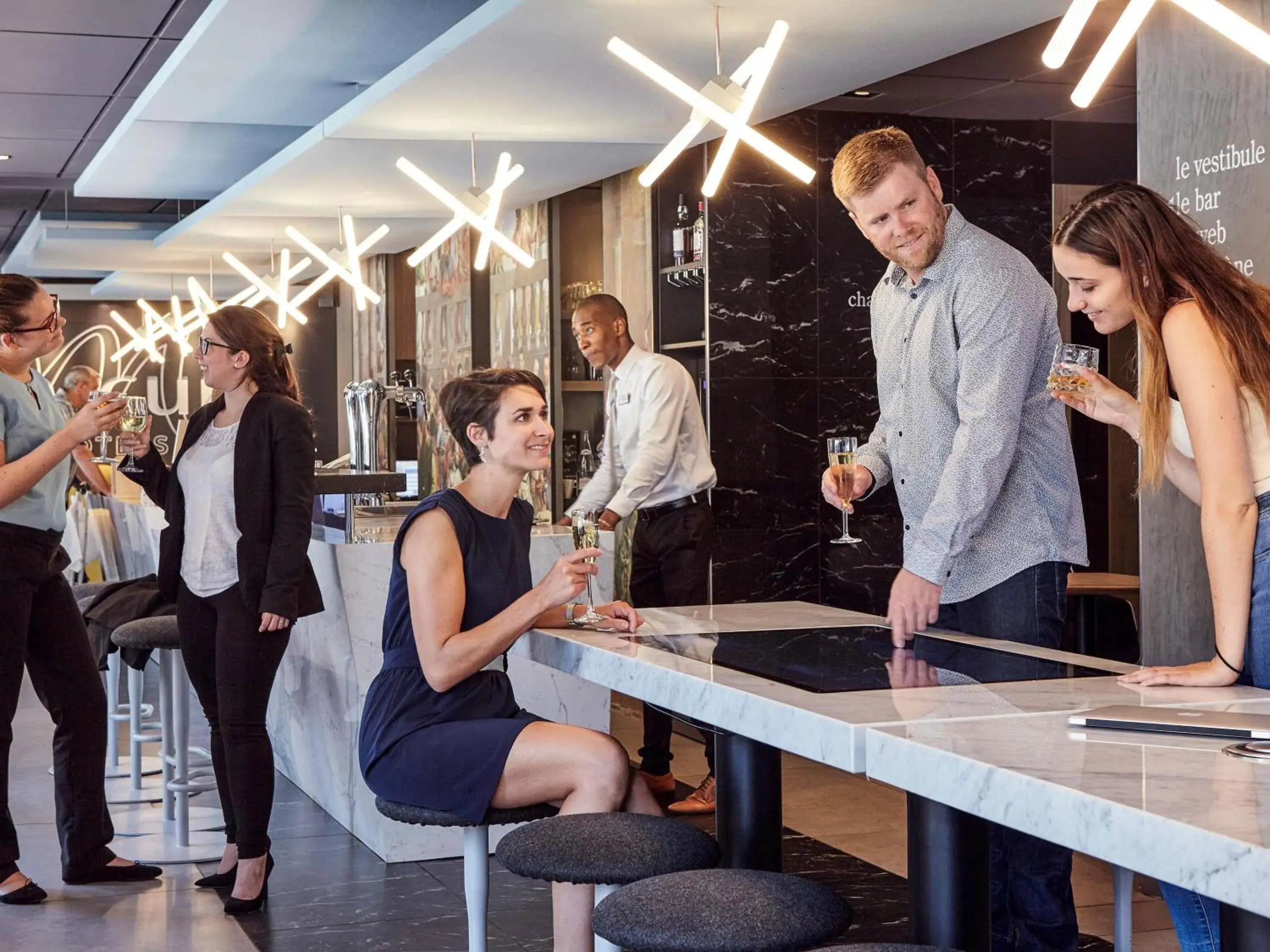 Property building in Mercure Paris Alesia Property building in Mercure Paris Alesia