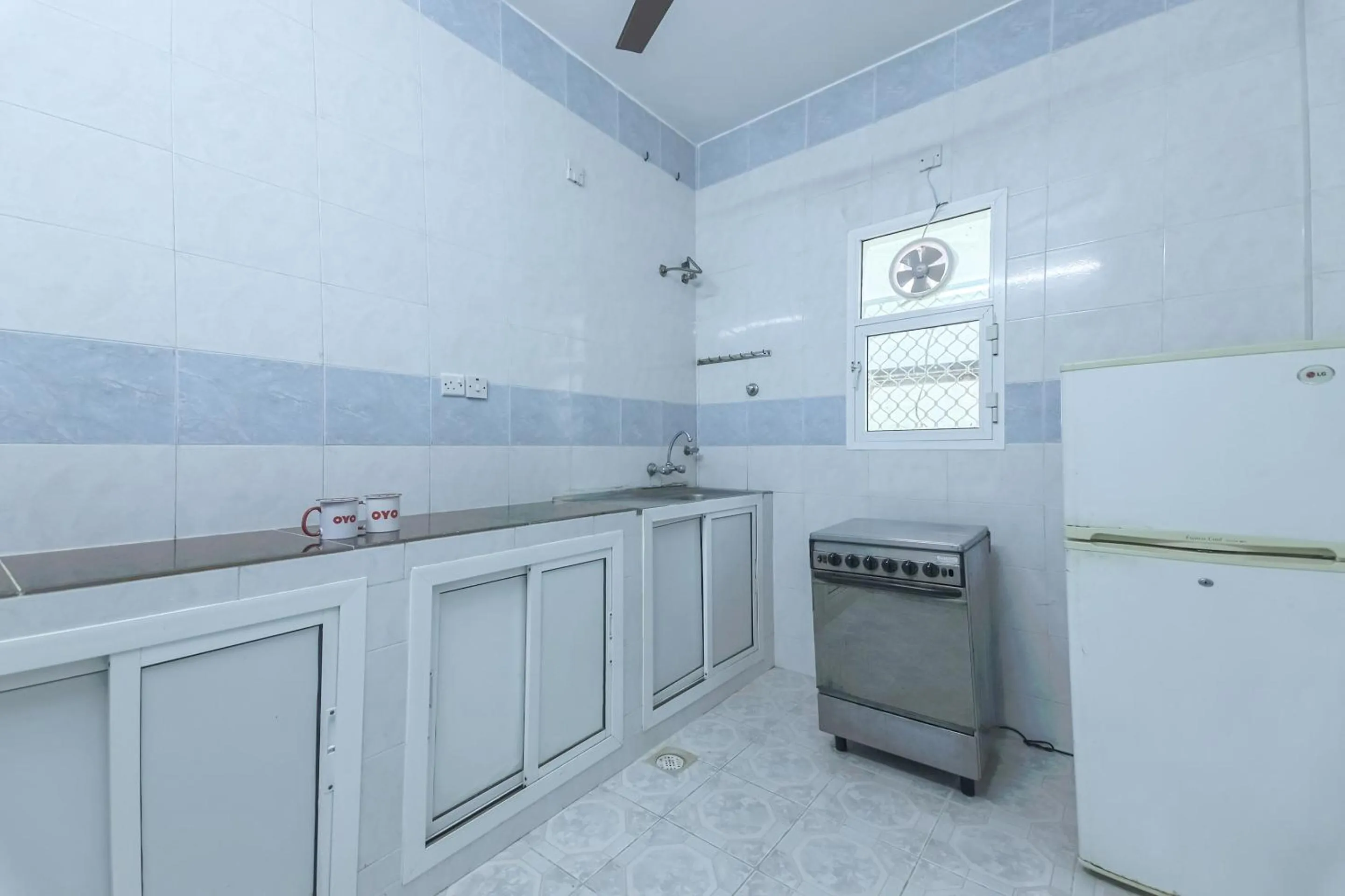 Bedroom in Super OYO 108 Marsa Al Masafar Hotel Apartment