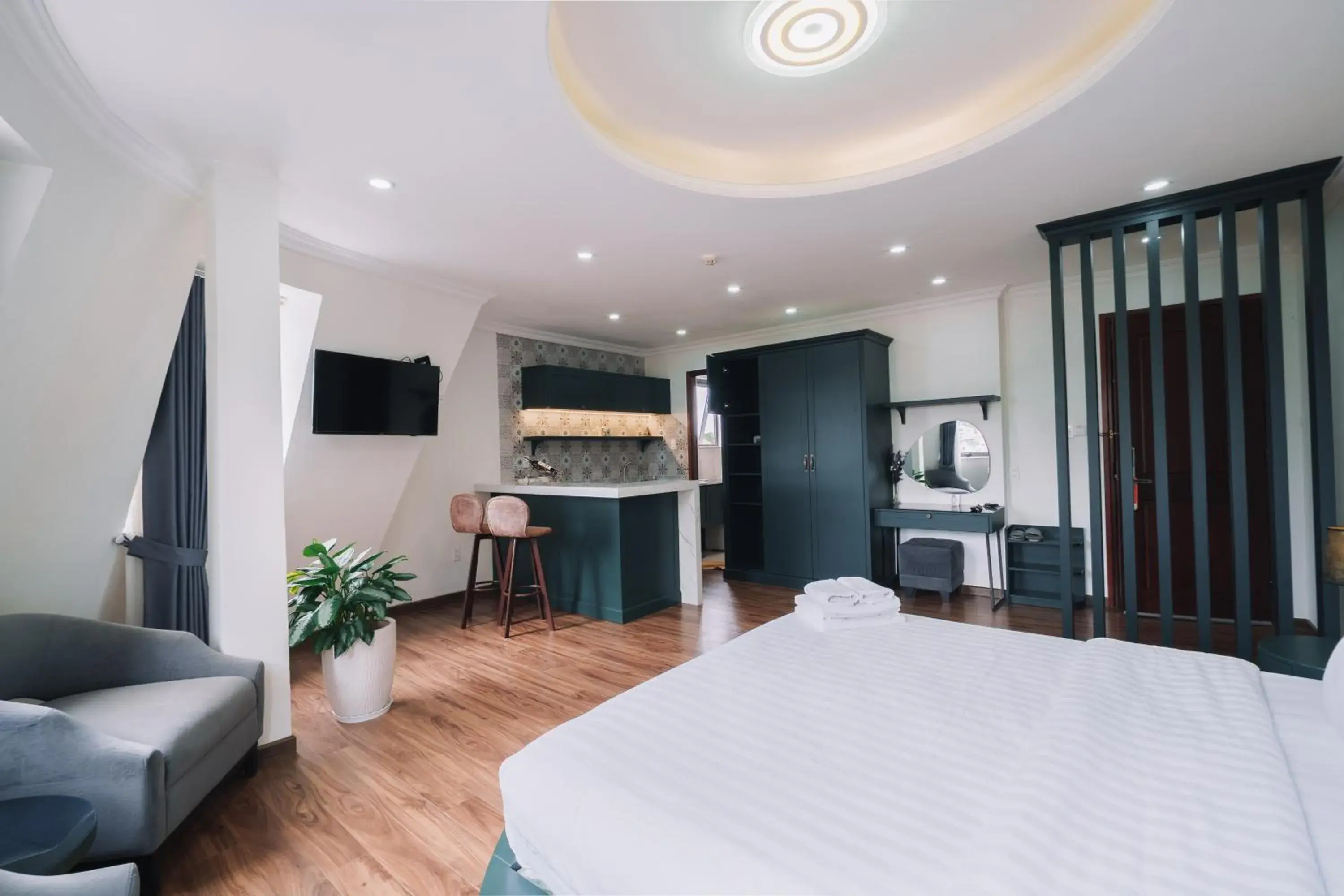 Photo of the whole room, Bed in N Queen Apartment Hotel Photo of the whole room, Bed in N Queen Apartment Hotel