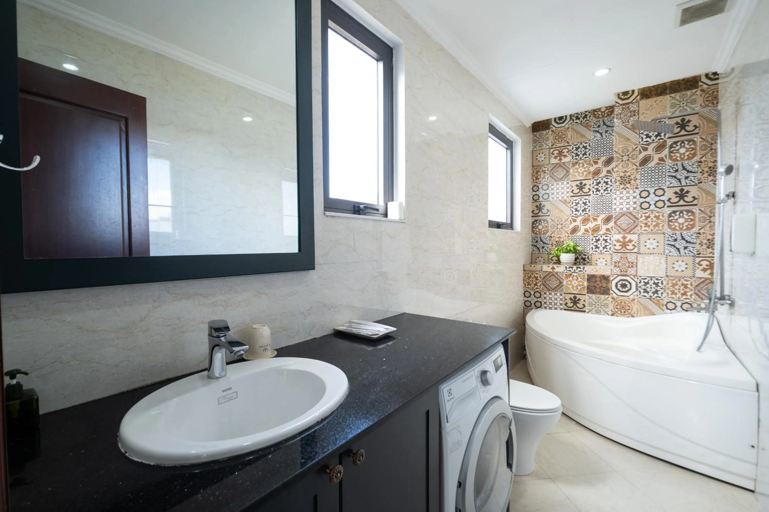 Bathroom in N Queen Apartment Hotel