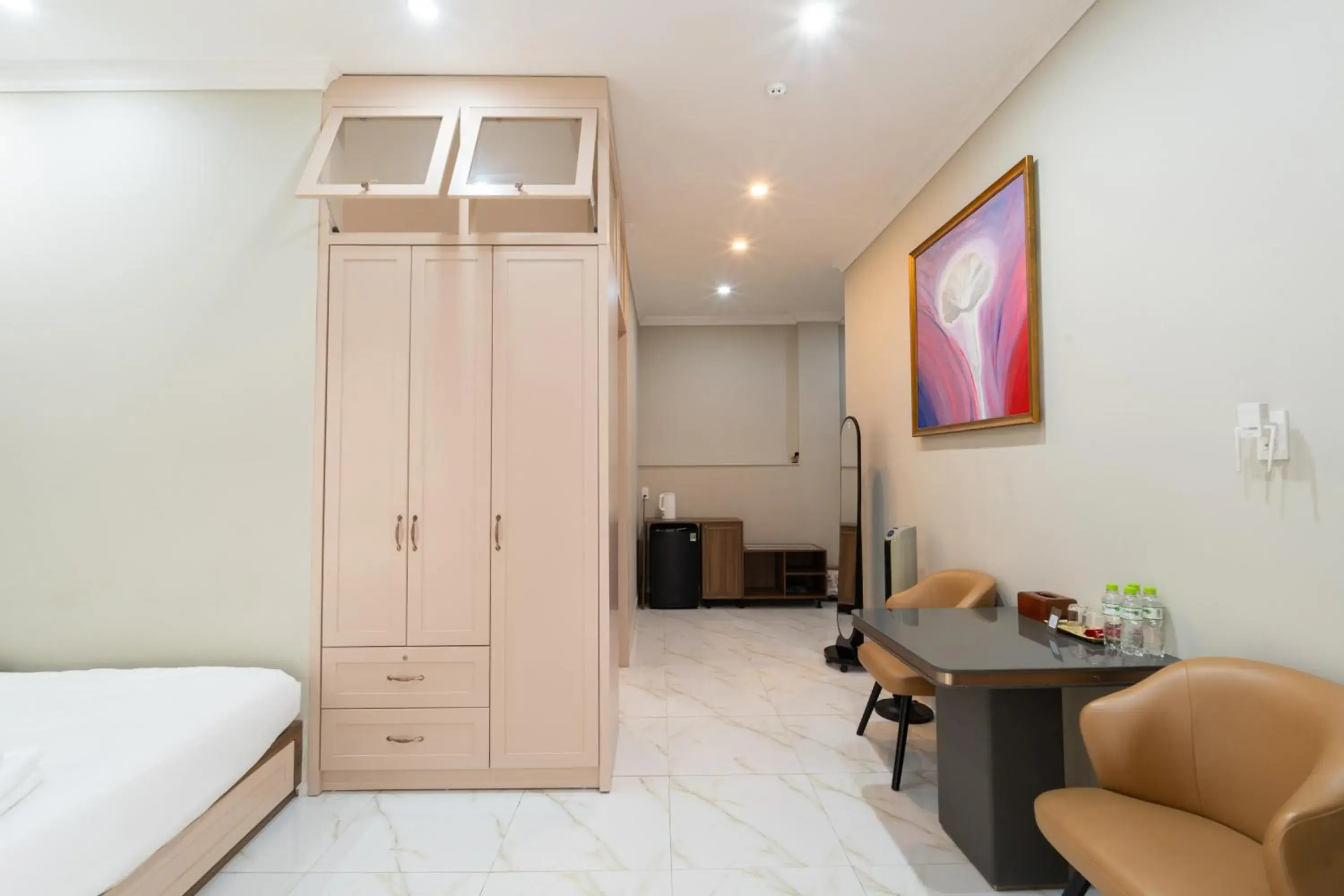 Living room, Bed in N Queen Apartment Hotel Living room, Bed in N Queen Apartment Hotel