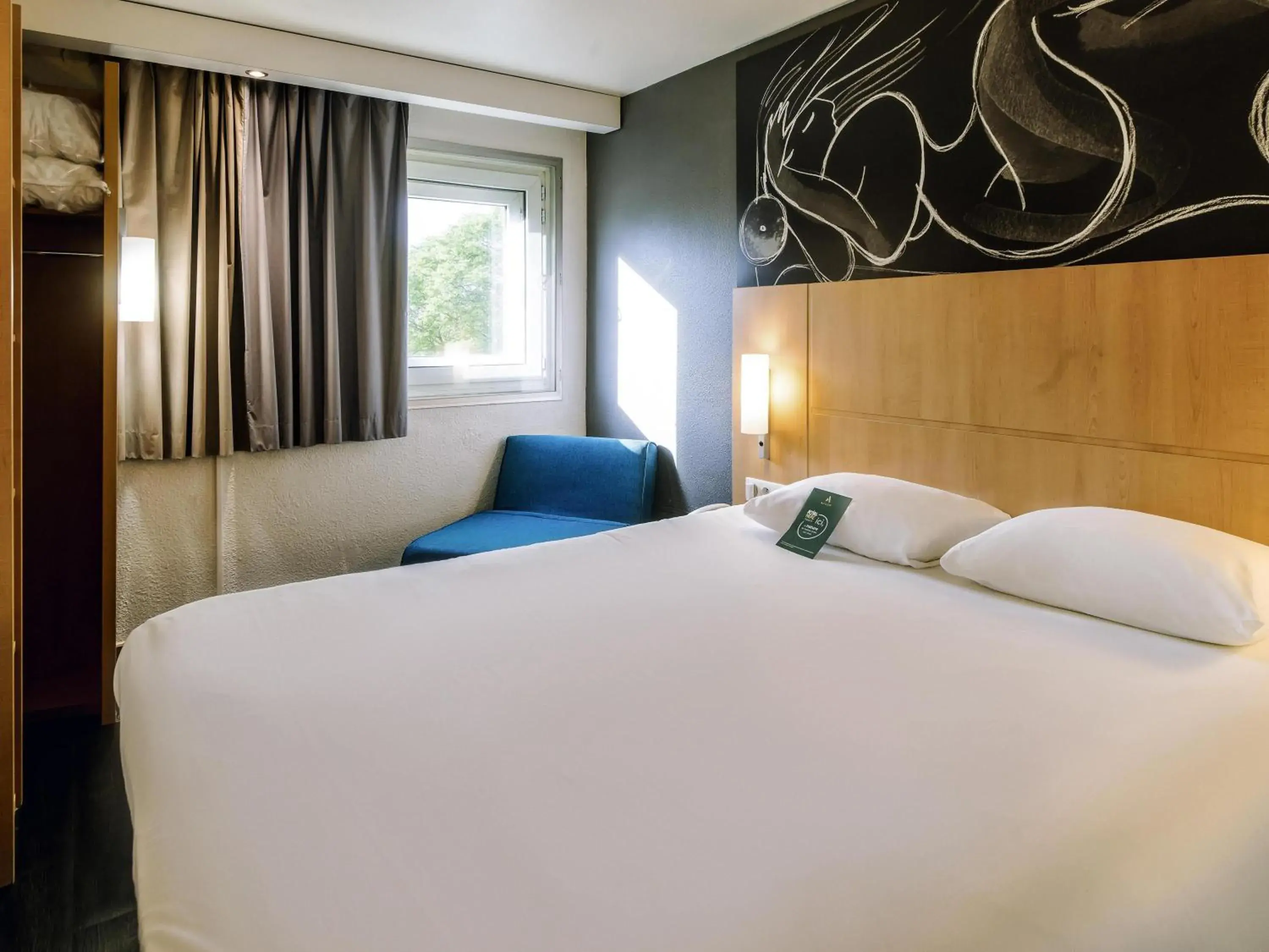 Bedroom, Bed in ibis Avignon Centre Gare Bedroom, Bed in ibis Avignon Centre Gare