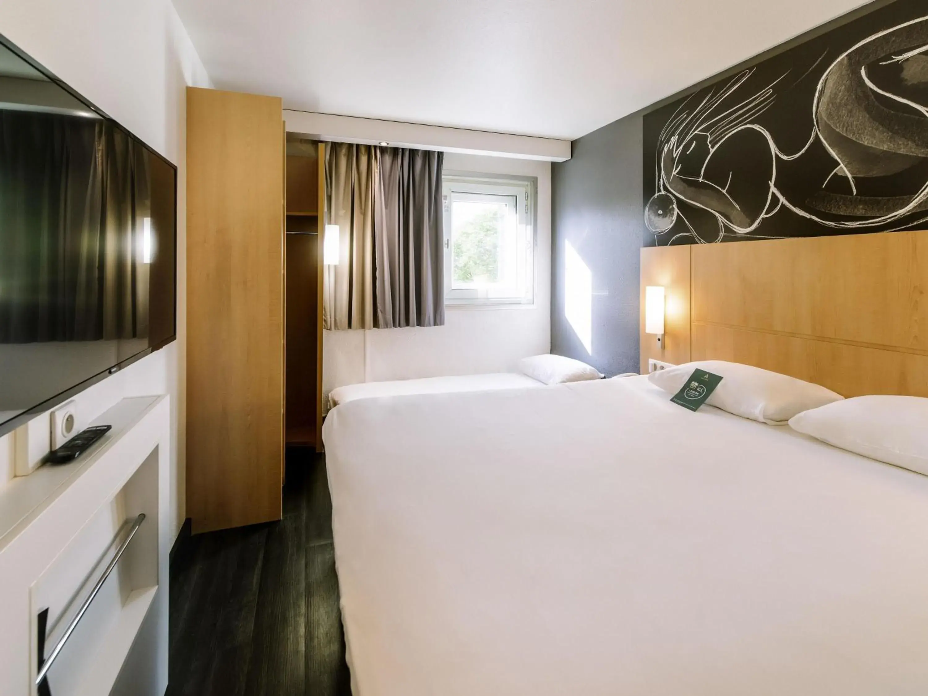 Bedroom, Bed in ibis Avignon Centre Gare Bedroom, Bed in ibis Avignon Centre Gare