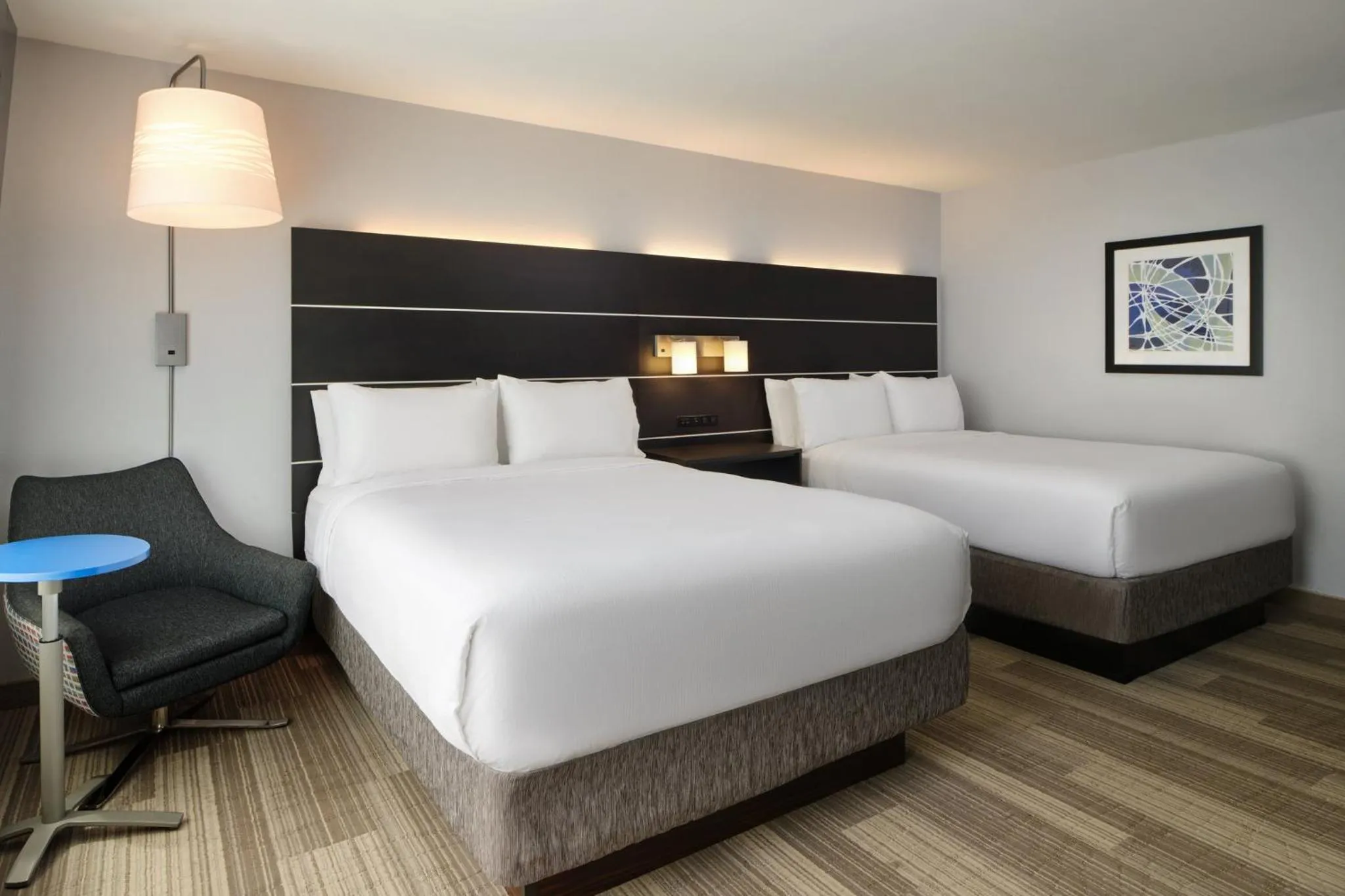 Photo of the whole room, Bed in Holiday Inn Express & Suites Brunswick by IHG