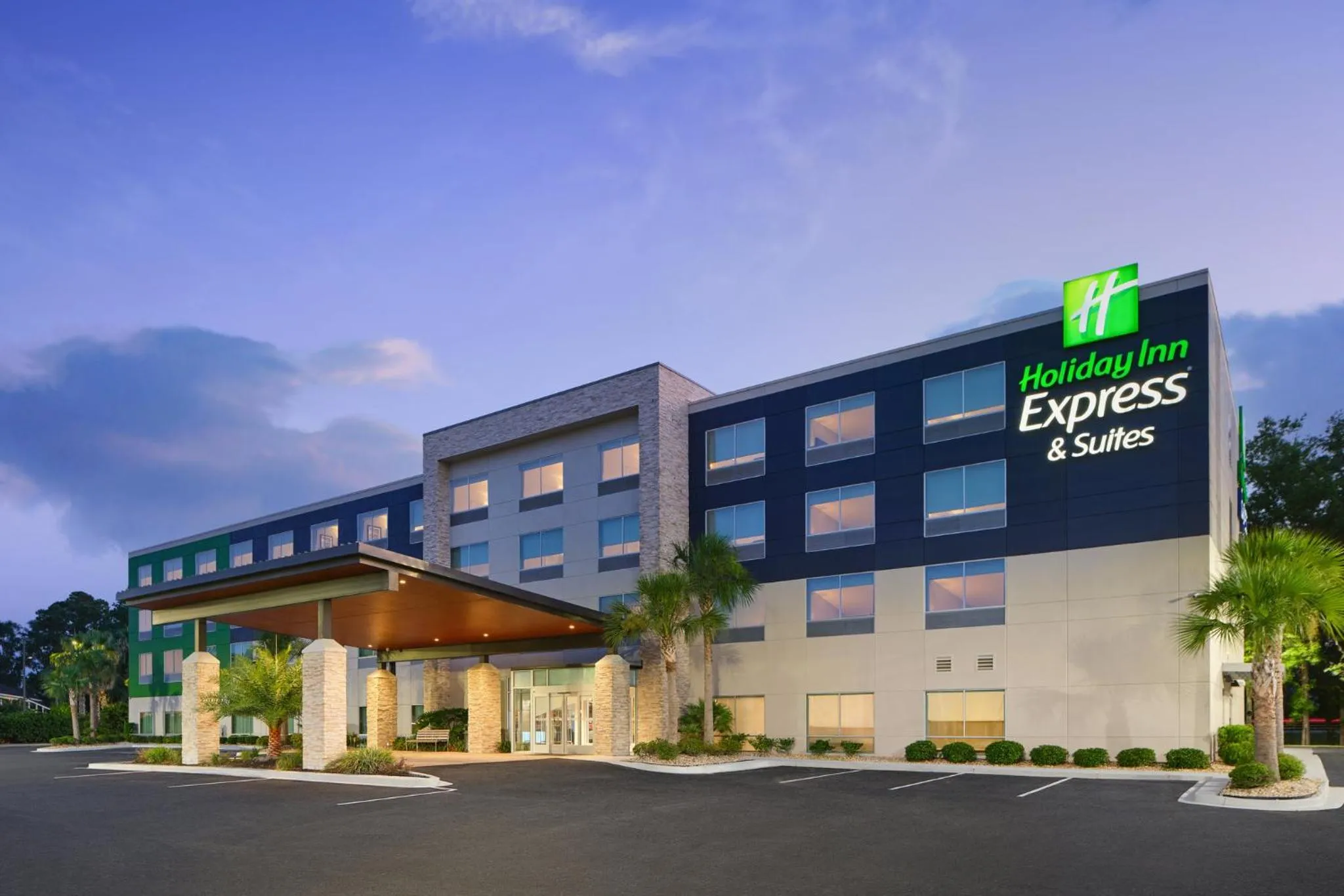 Property building in Holiday Inn Express & Suites Brunswick by IHG
