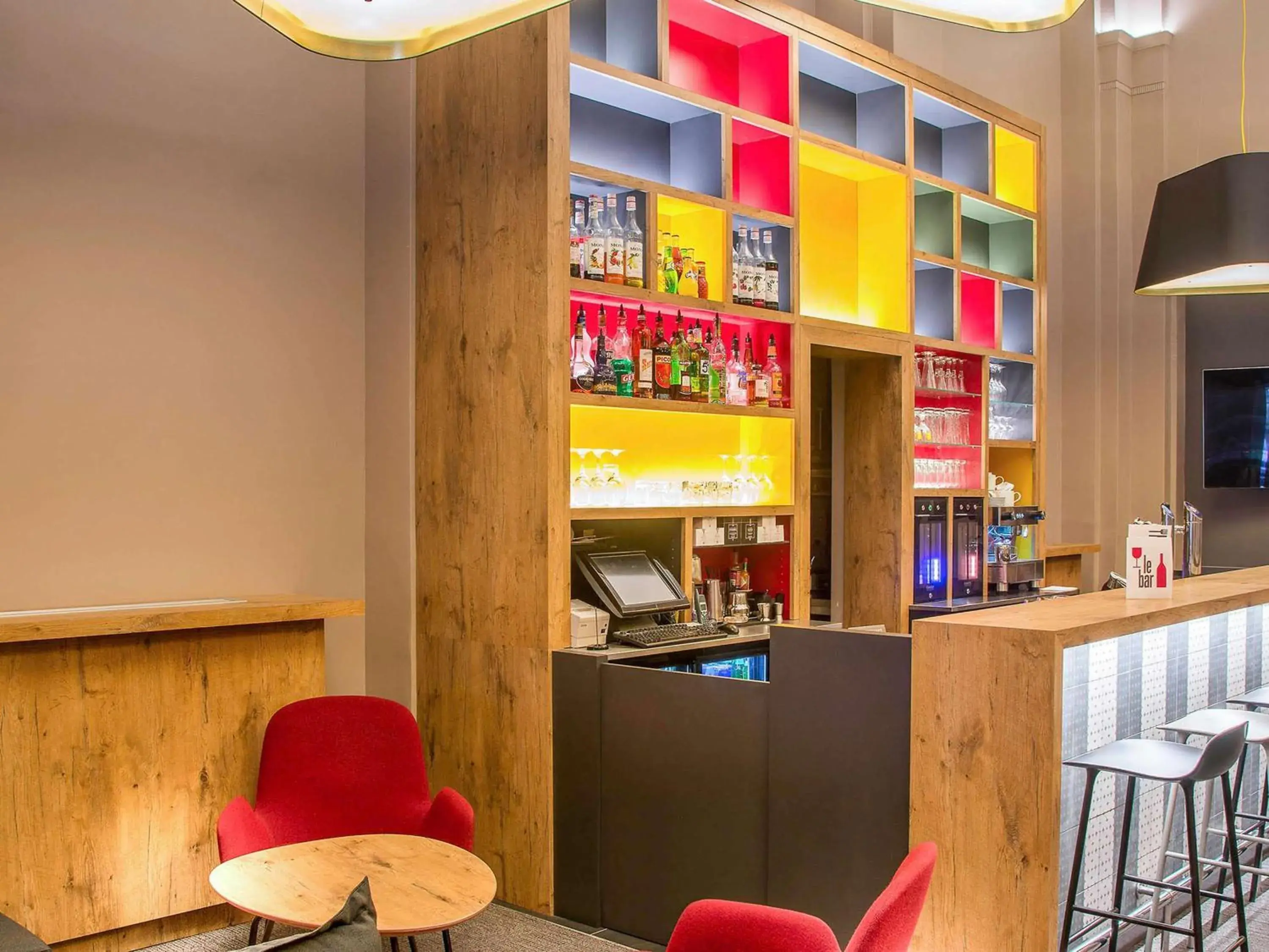 Lounge or bar in ibis Lyon Centre Perrache Lounge or bar in ibis Lyon Centre Perrache