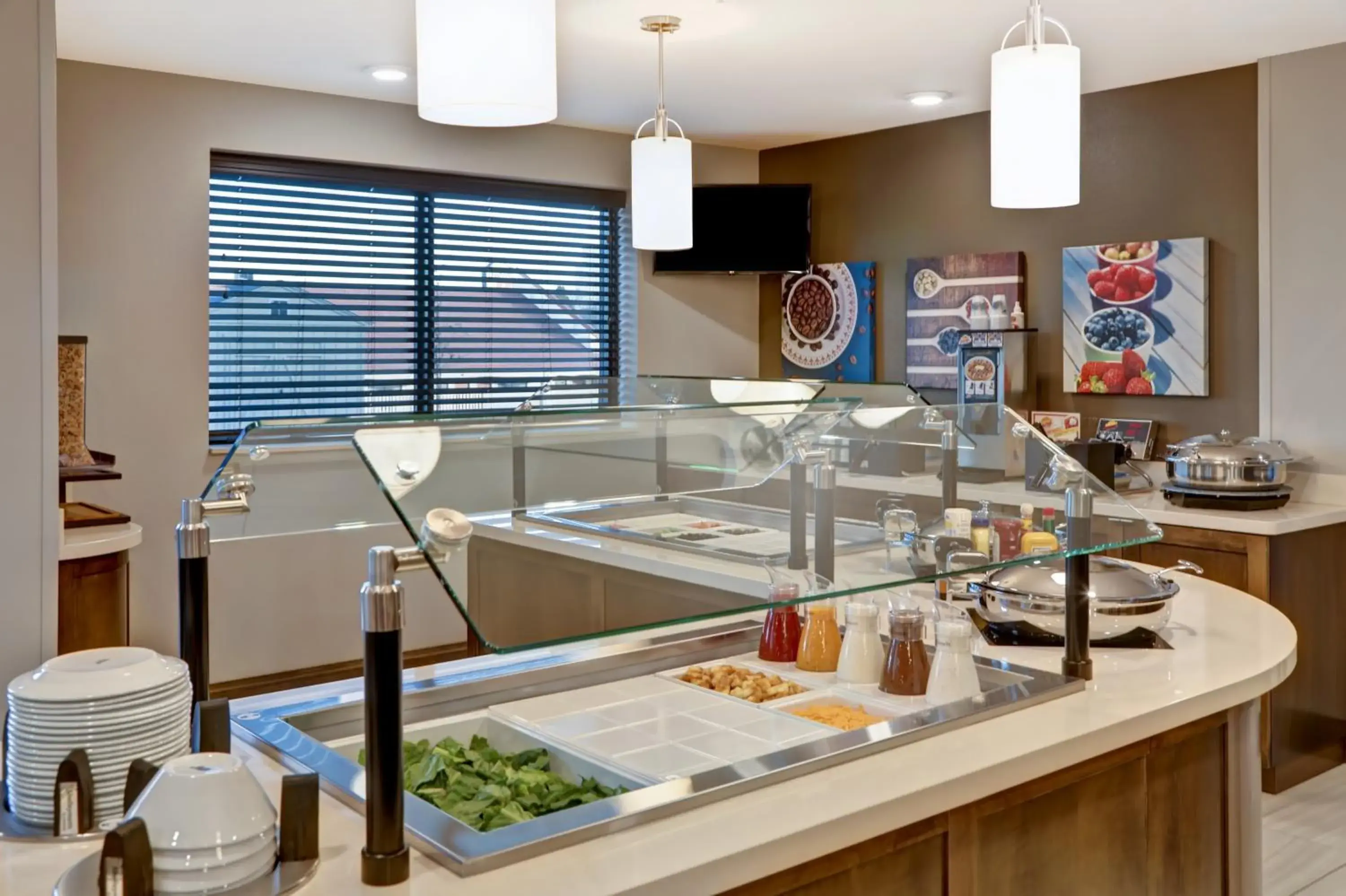 Restaurant/places to eat in Staybridge Suites - Overland Park - Kansas City S by IHG Restaurant/places to eat in Staybridge Suites - Overland Park - Kansas City S by IHG