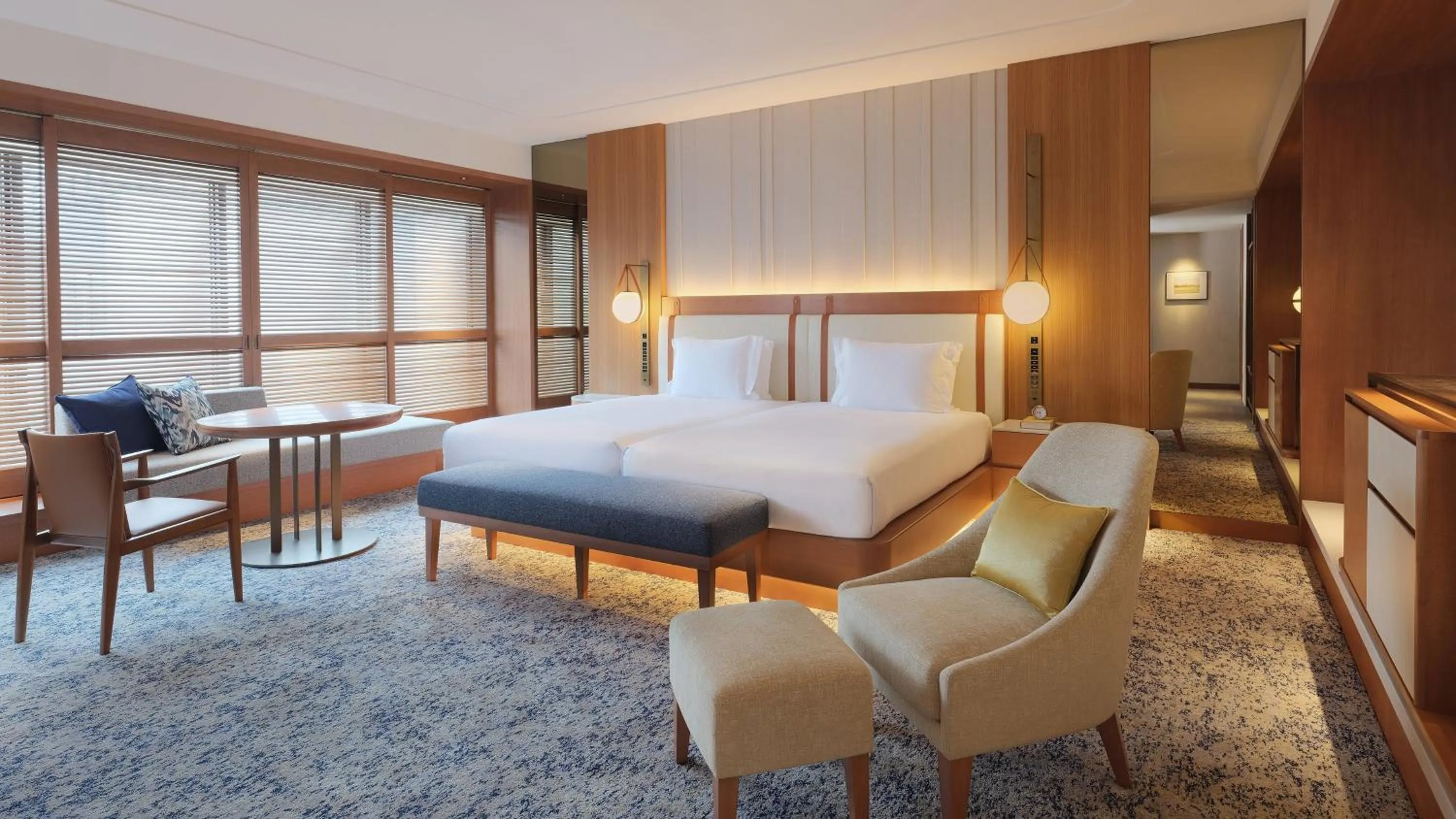 Photo of the whole room, Bed in InterContinental Yokohama Pier 8 by IHG