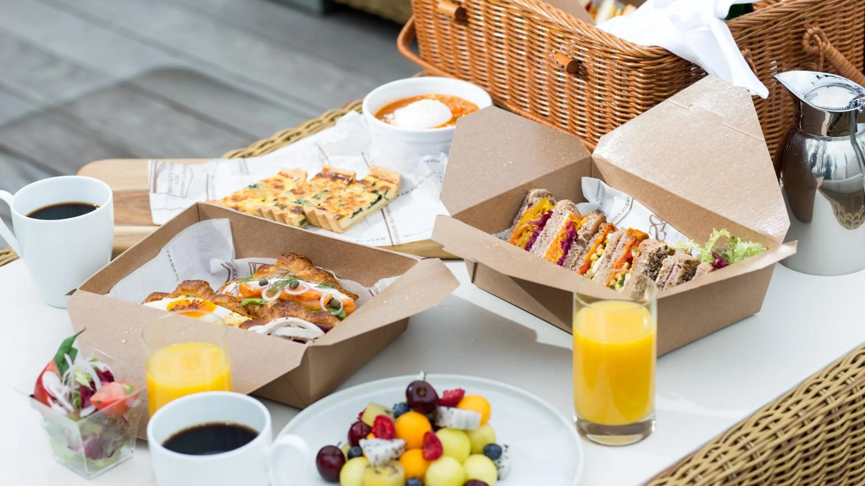 Bedroom in InterContinental Yokohama Pier 8 by IHG