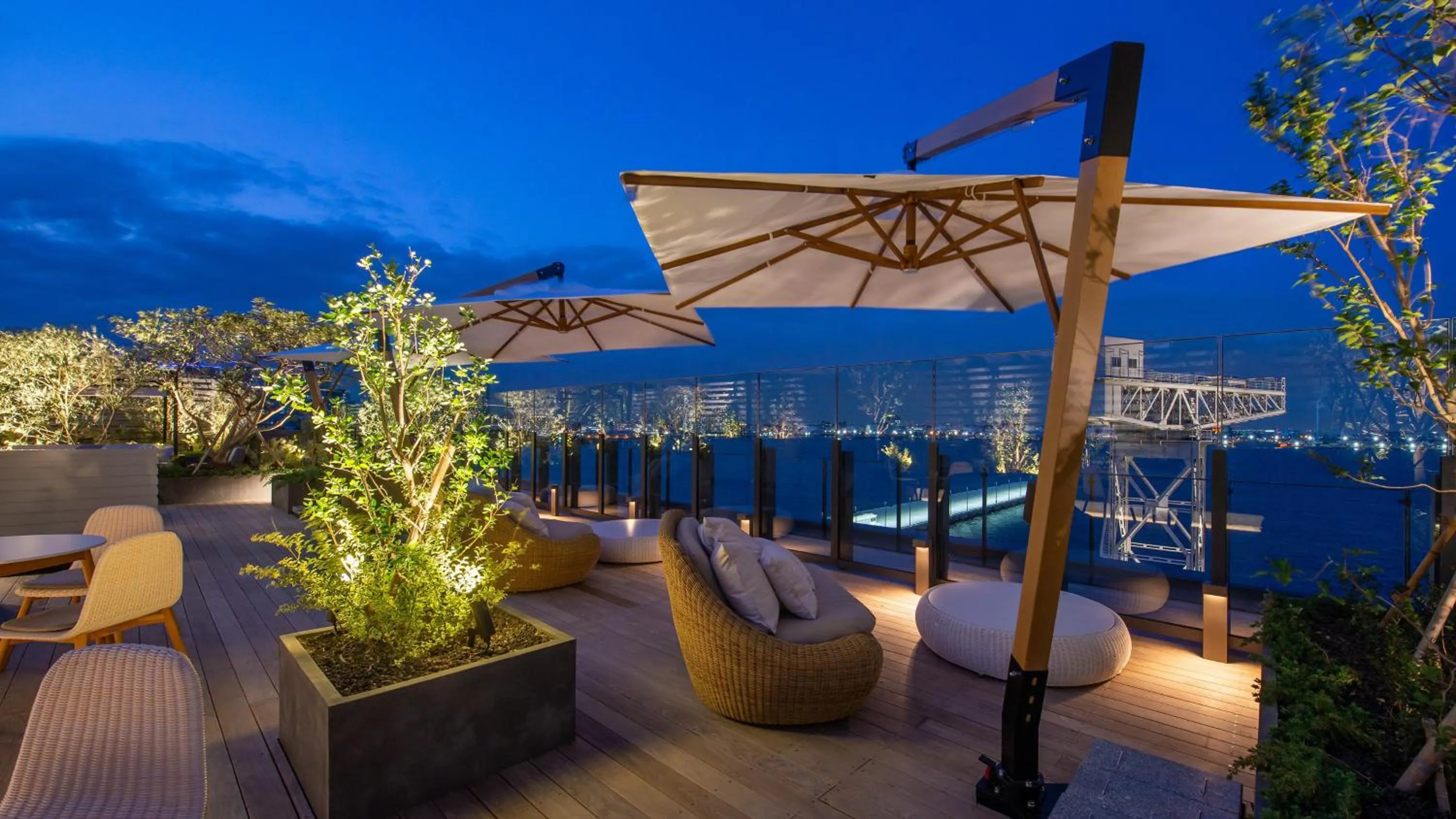 Lobby or reception in InterContinental Yokohama Pier 8 by IHG