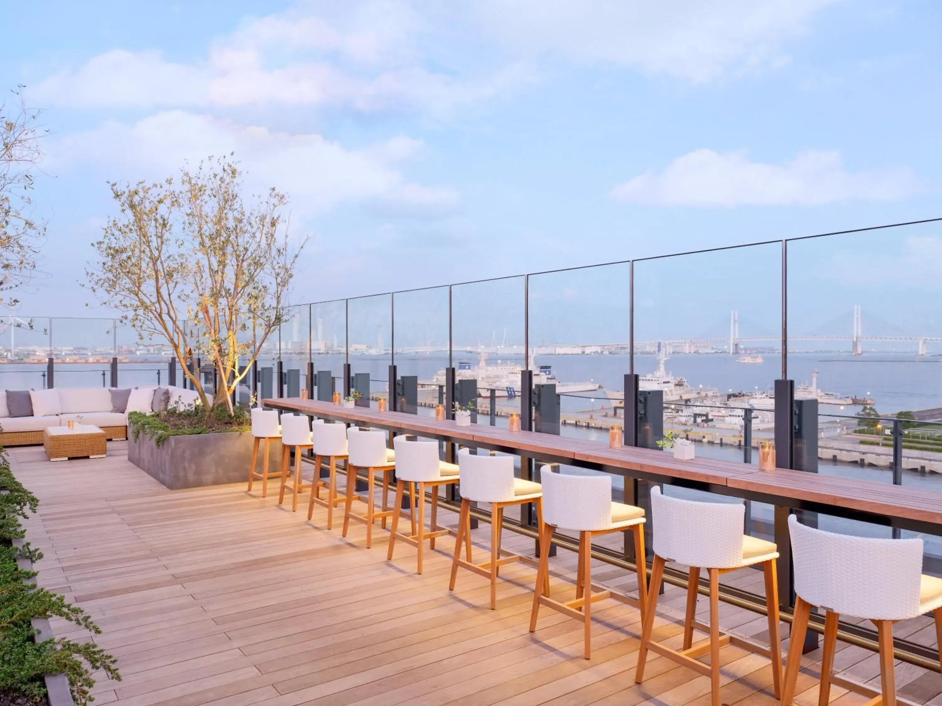 Lobby or reception in InterContinental Yokohama Pier 8 by IHG Lobby or reception in InterContinental Yokohama Pier 8 by IHG