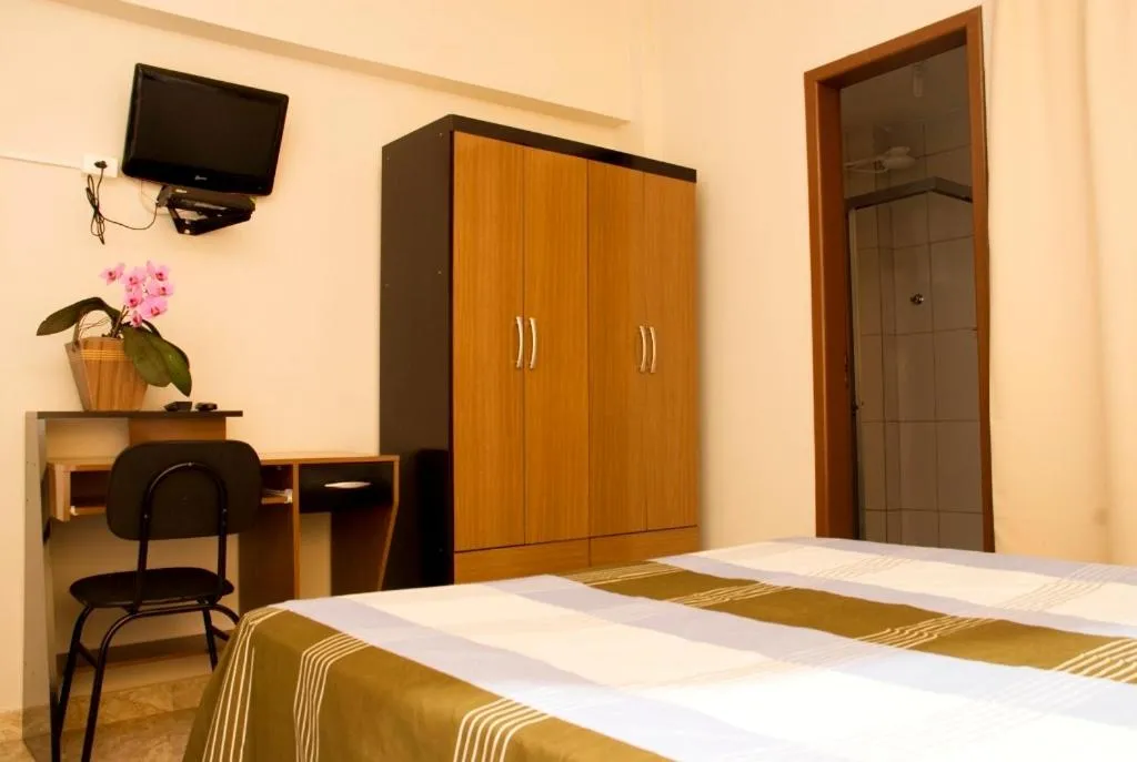 Orquídea Hotel