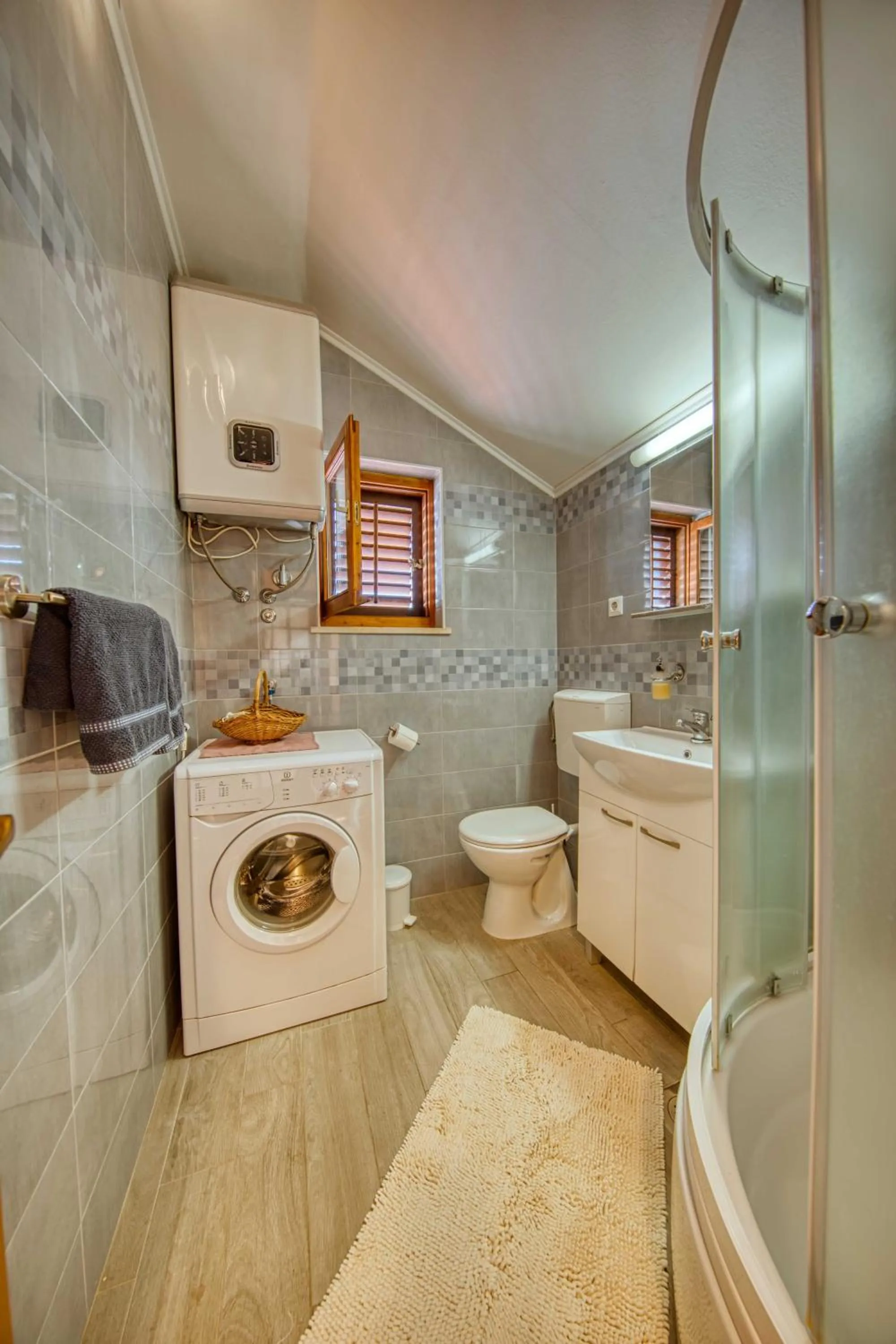 Bathroom in Apartments Kristić