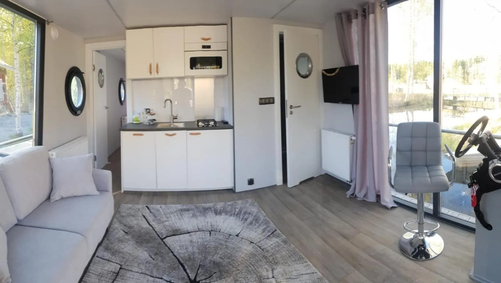 TV and multimedia in Rantakatti Apartments