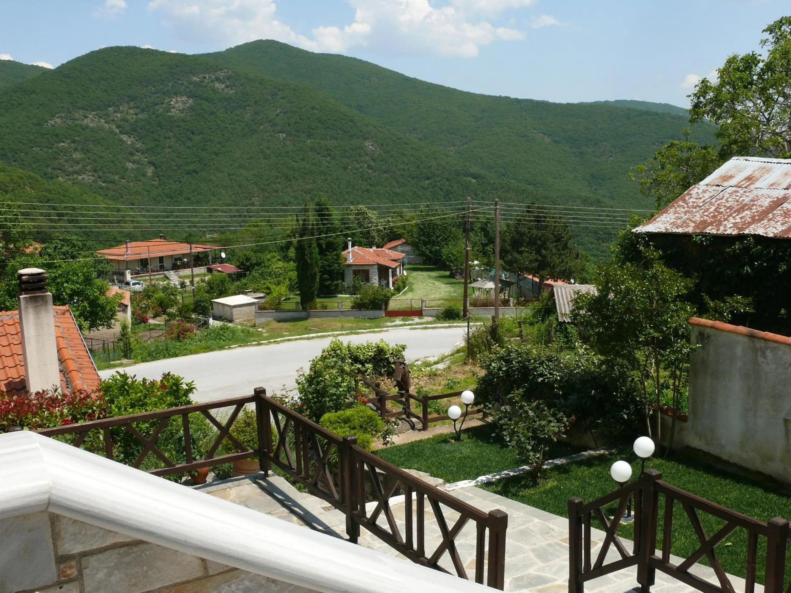 Garden in Petrini Gonia