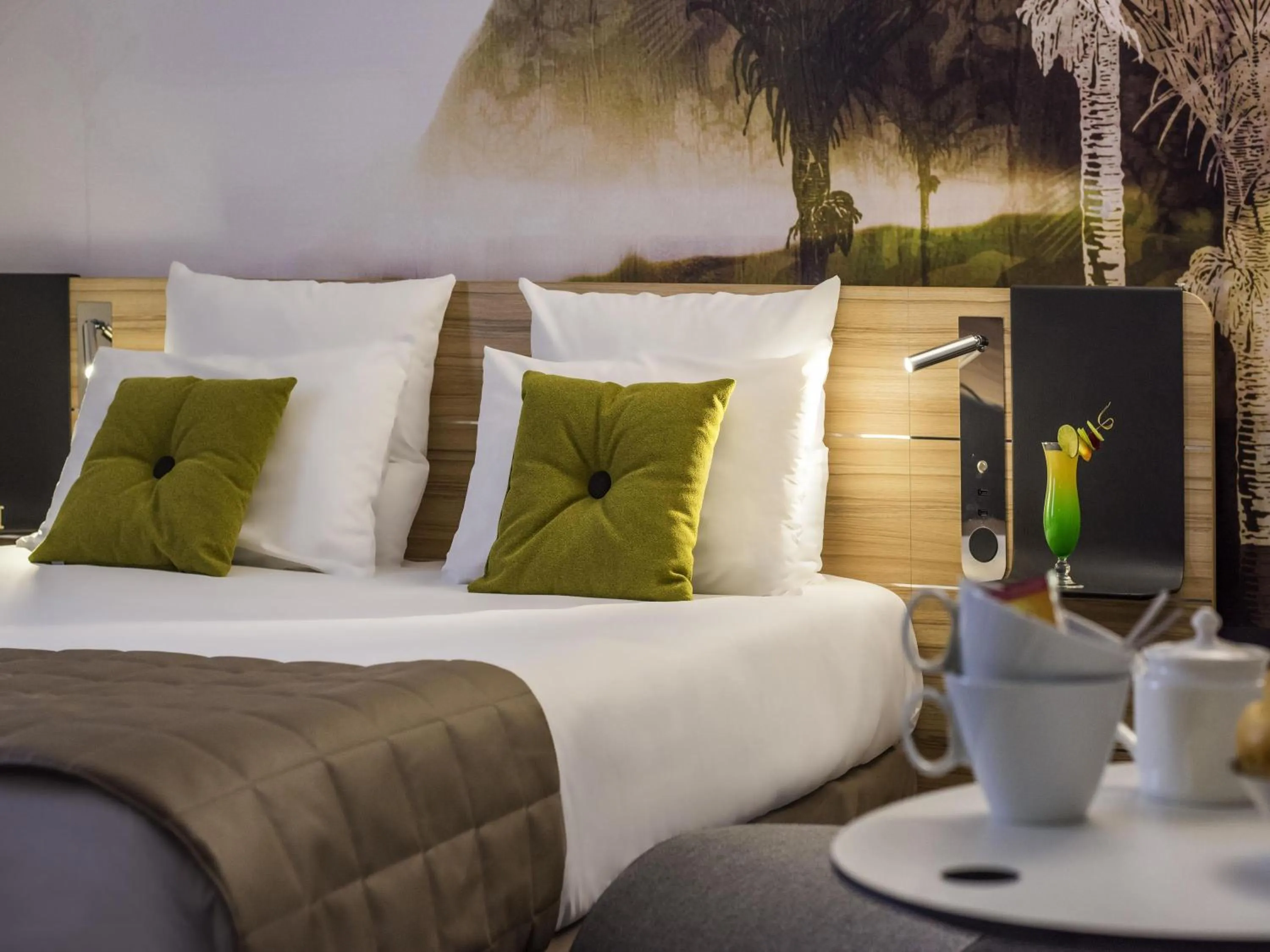 Bedroom, Bed in Novotel Nice Centre Vieux Nice