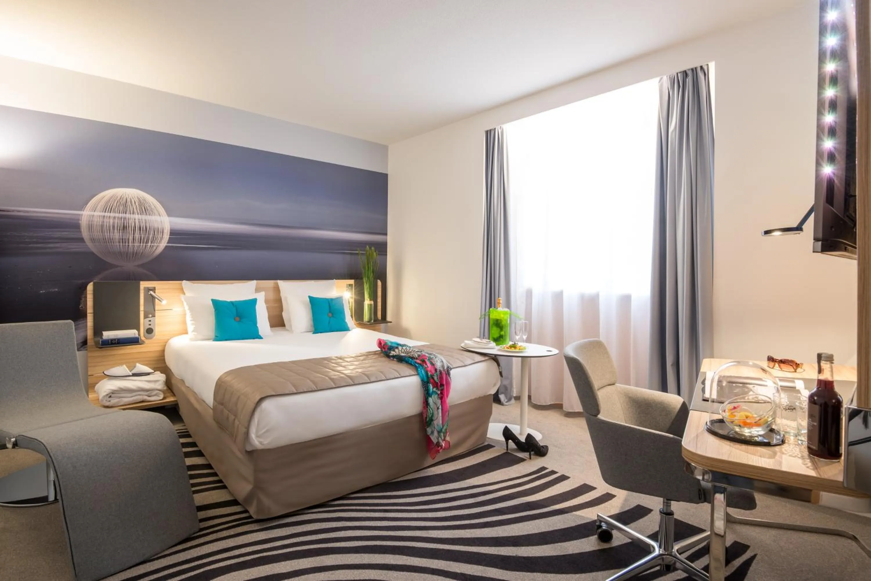 Photo of the whole room, Bed in Novotel Nice Centre Vieux Nice