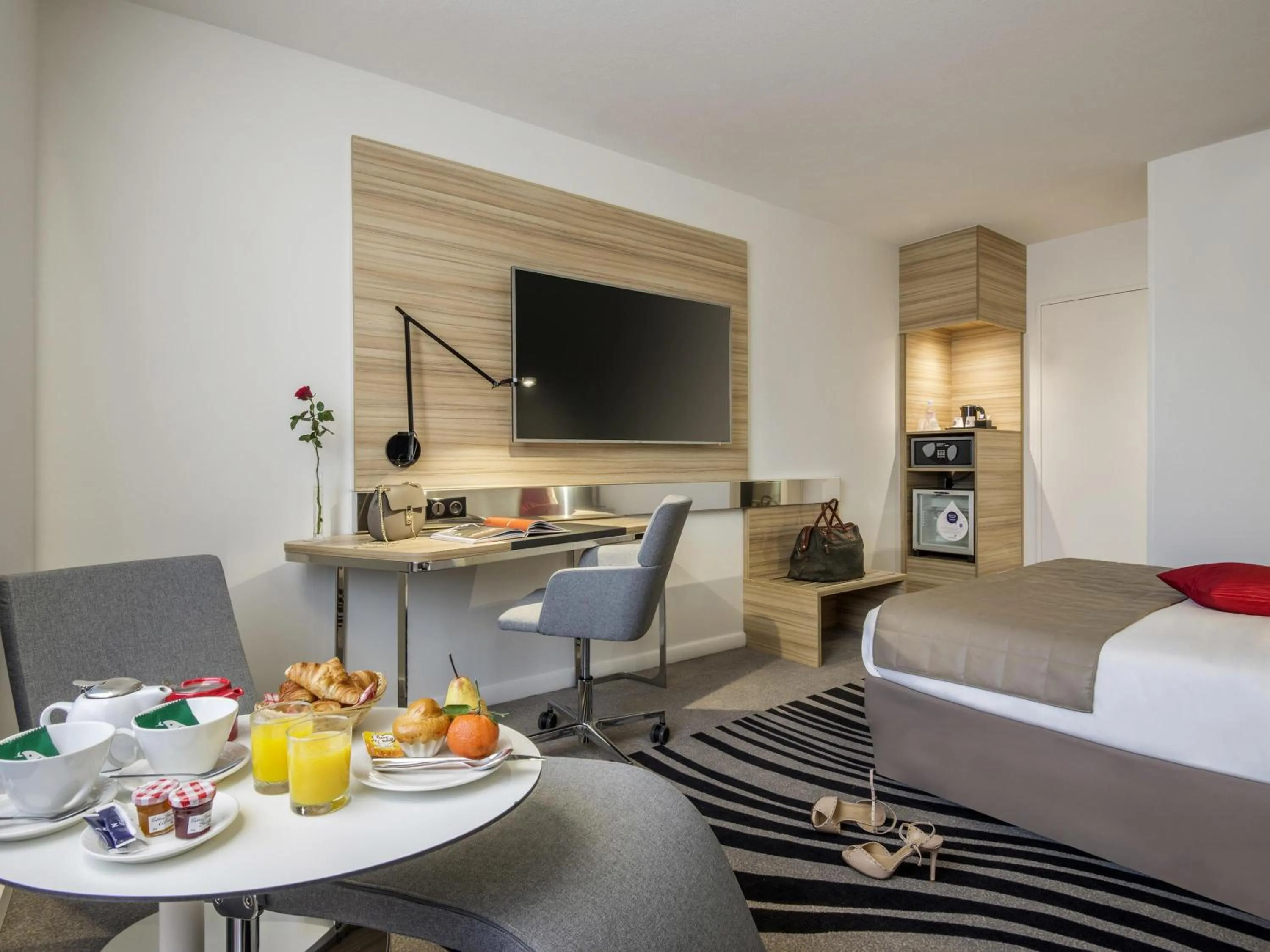 Bedroom in Novotel Nice Centre Vieux Nice