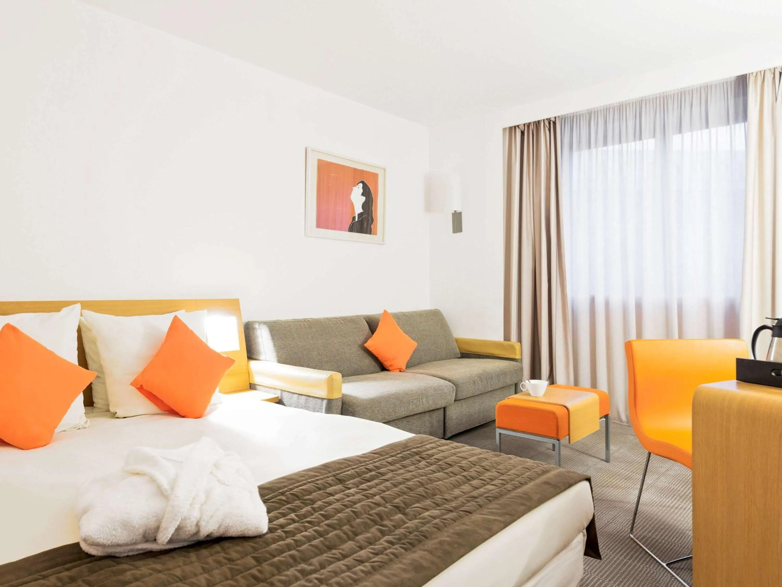 Photo of the whole room, Bed in Novotel Nice Centre Vieux Nice