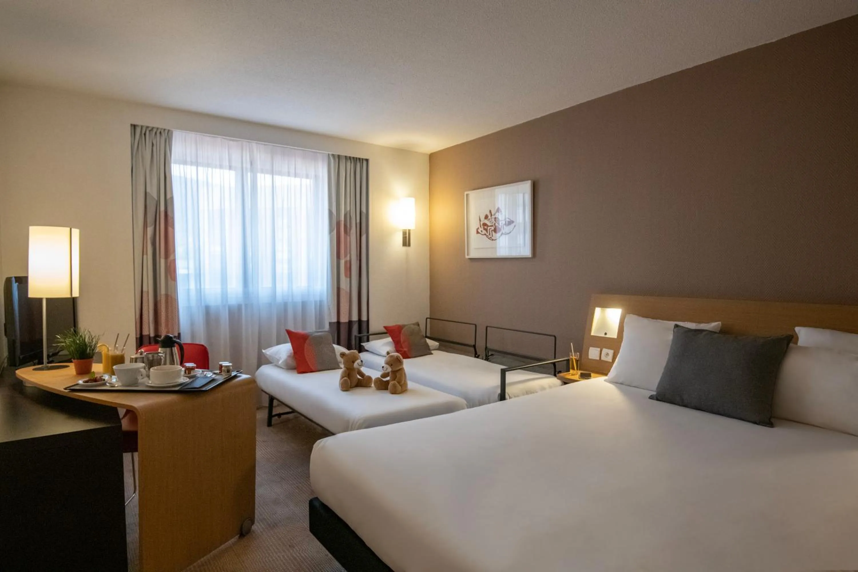 Bedroom, Bed in Novotel Nice Centre Vieux Nice