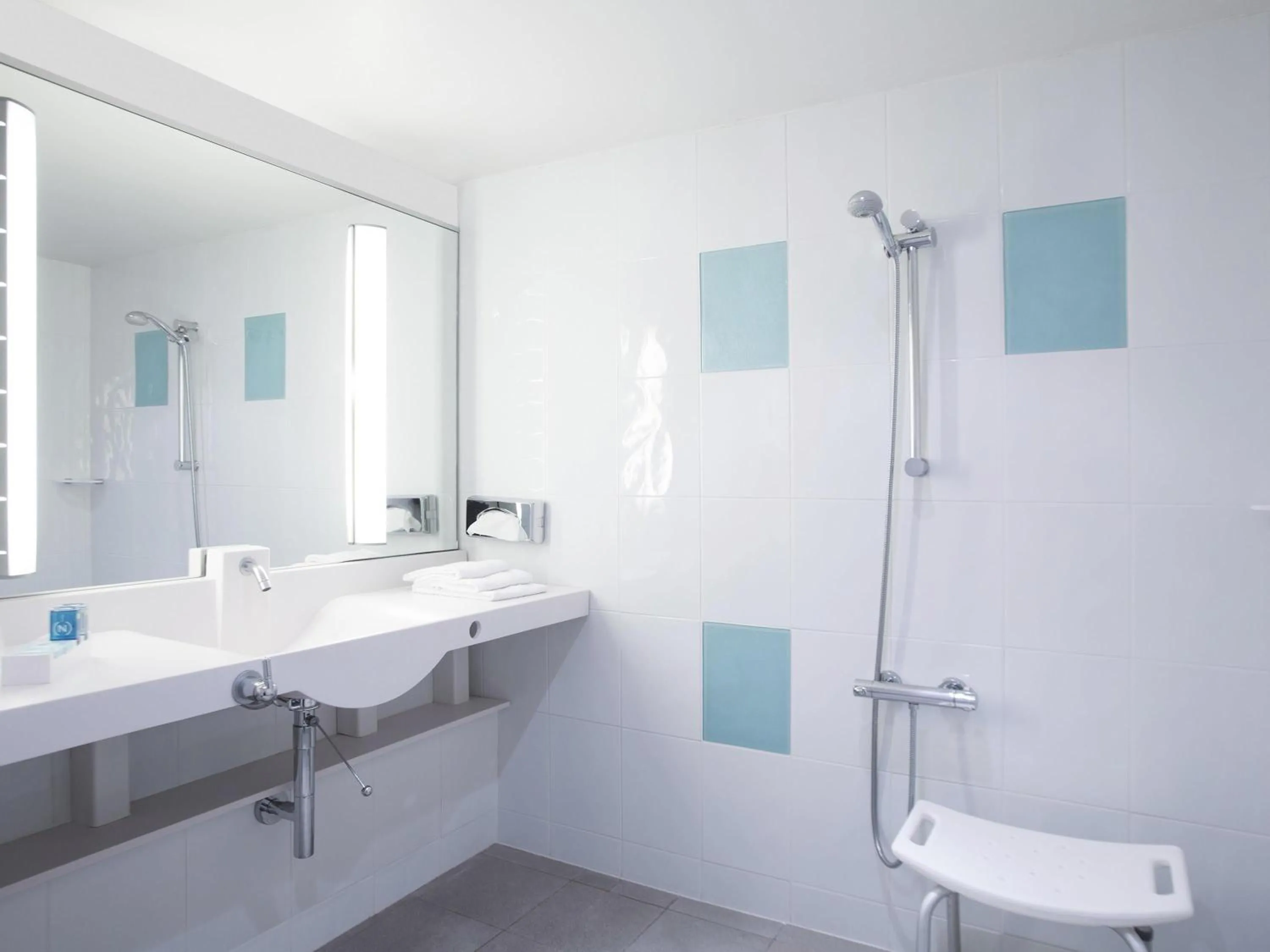 Bedroom in Novotel Nice Centre Vieux Nice