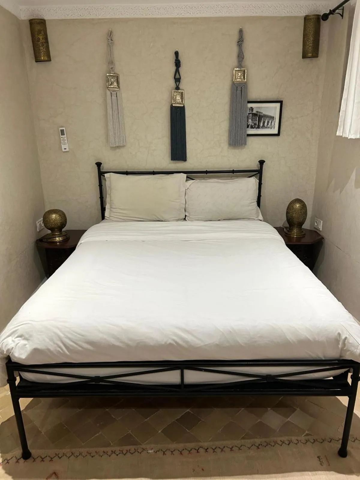 Bed in Riad Couleurs du Sud