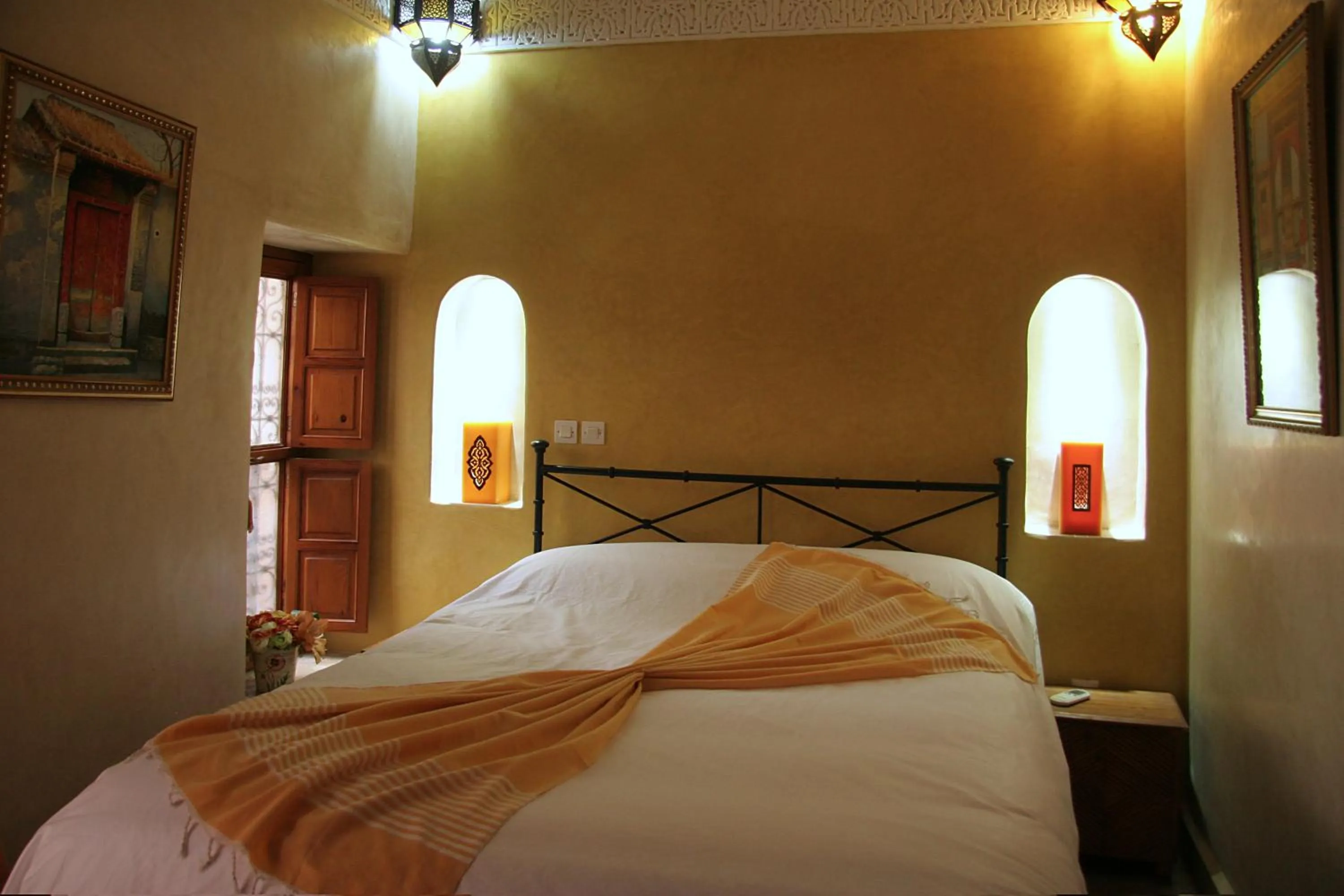 Bedroom, Bed in Riad Couleurs du Sud