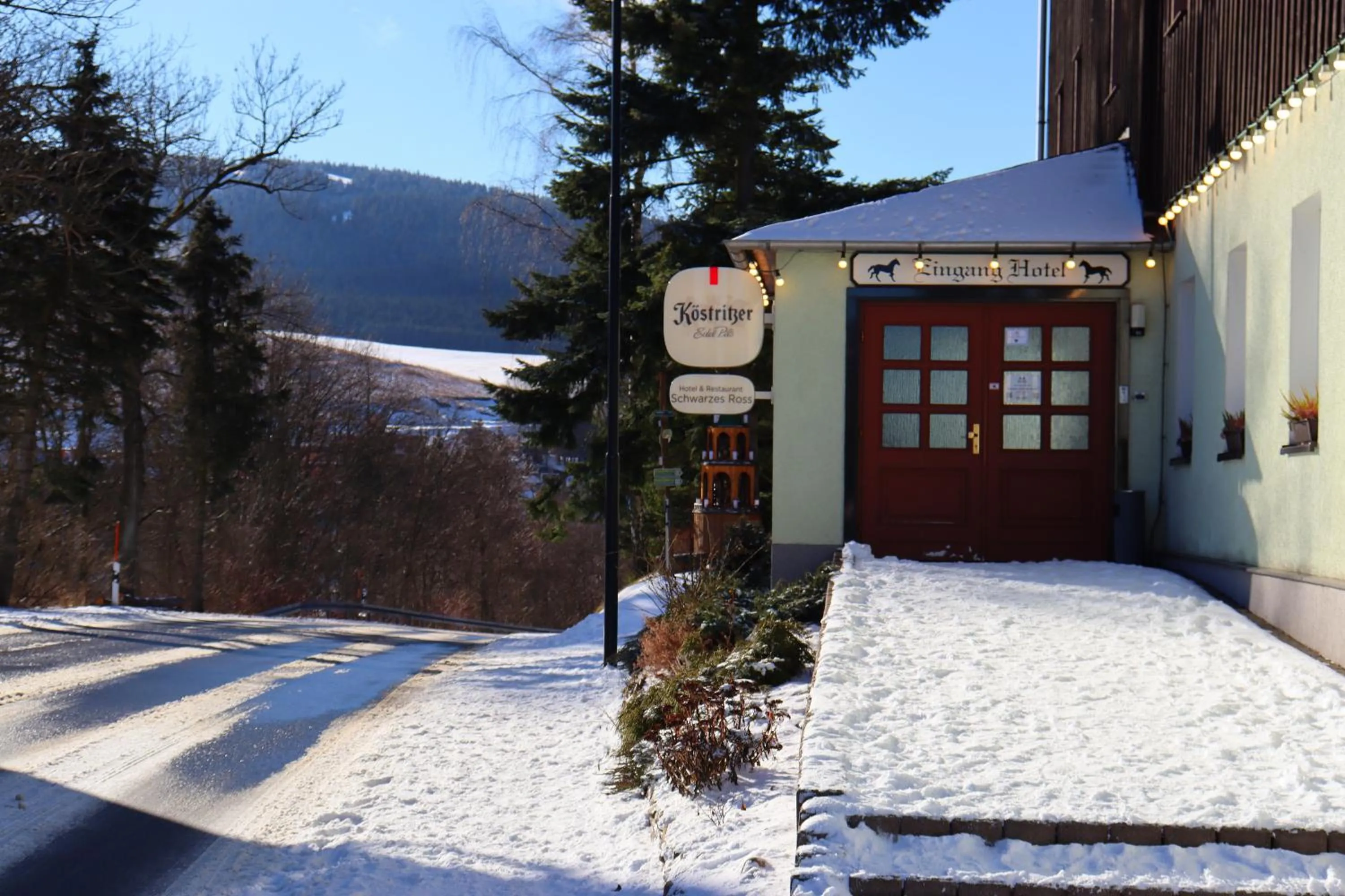 Property building in Schwarzes Ross Hotel & Restaurant Oberwiesenthal