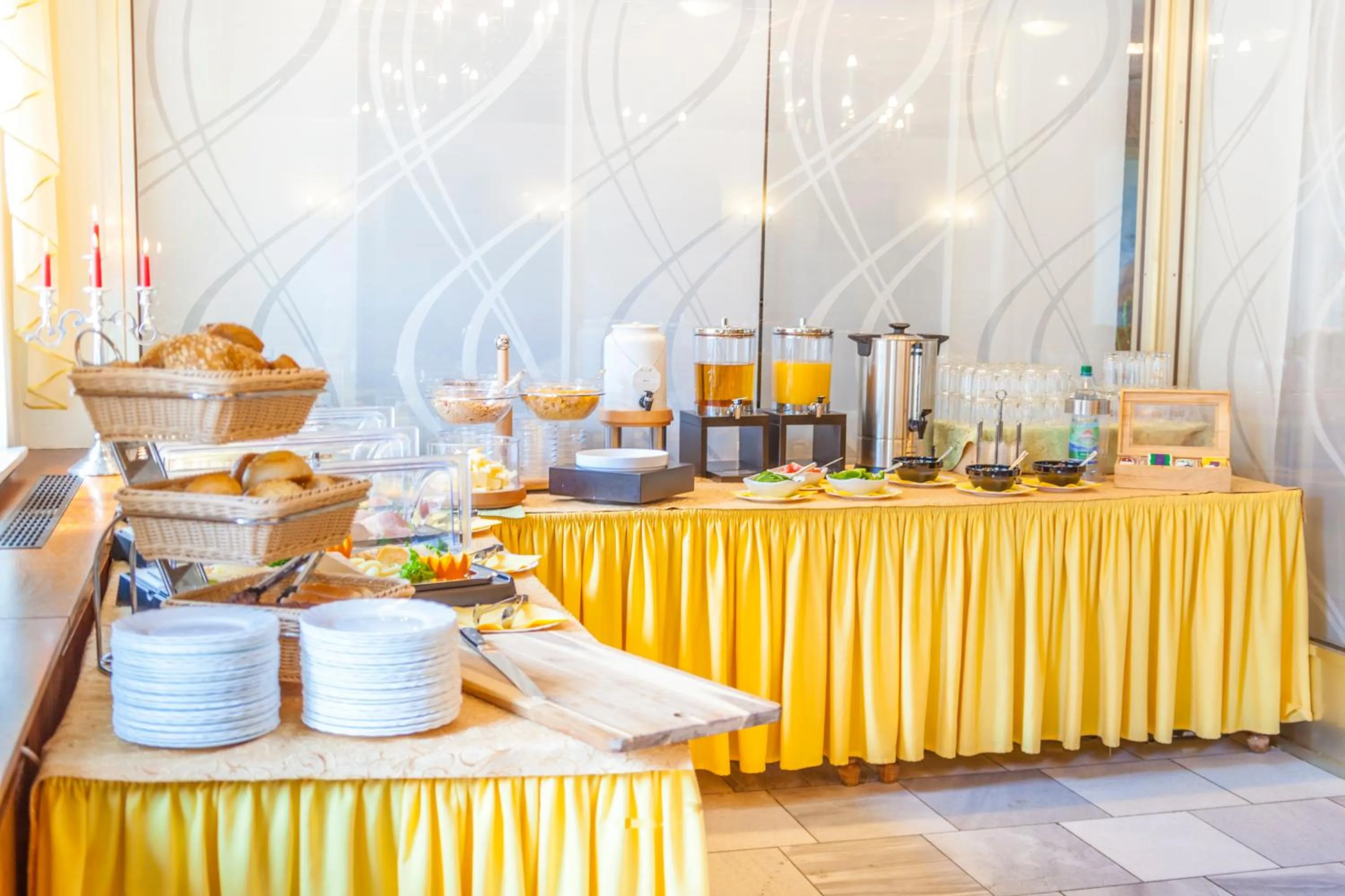 Food and drinks in Schwarzes Ross Hotel & Restaurant Oberwiesenthal