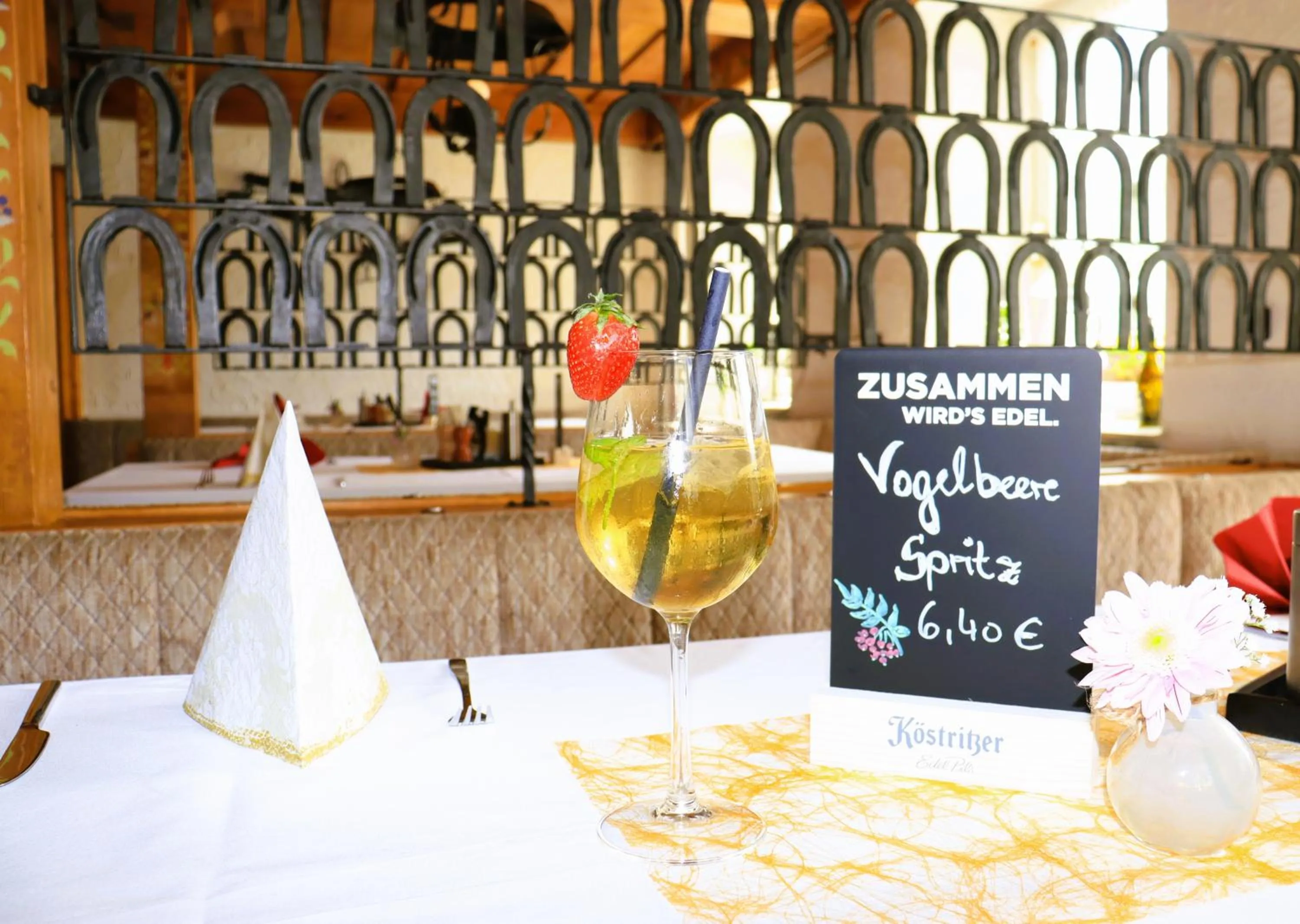 Restaurant/places to eat in Schwarzes Ross Hotel & Restaurant Oberwiesenthal