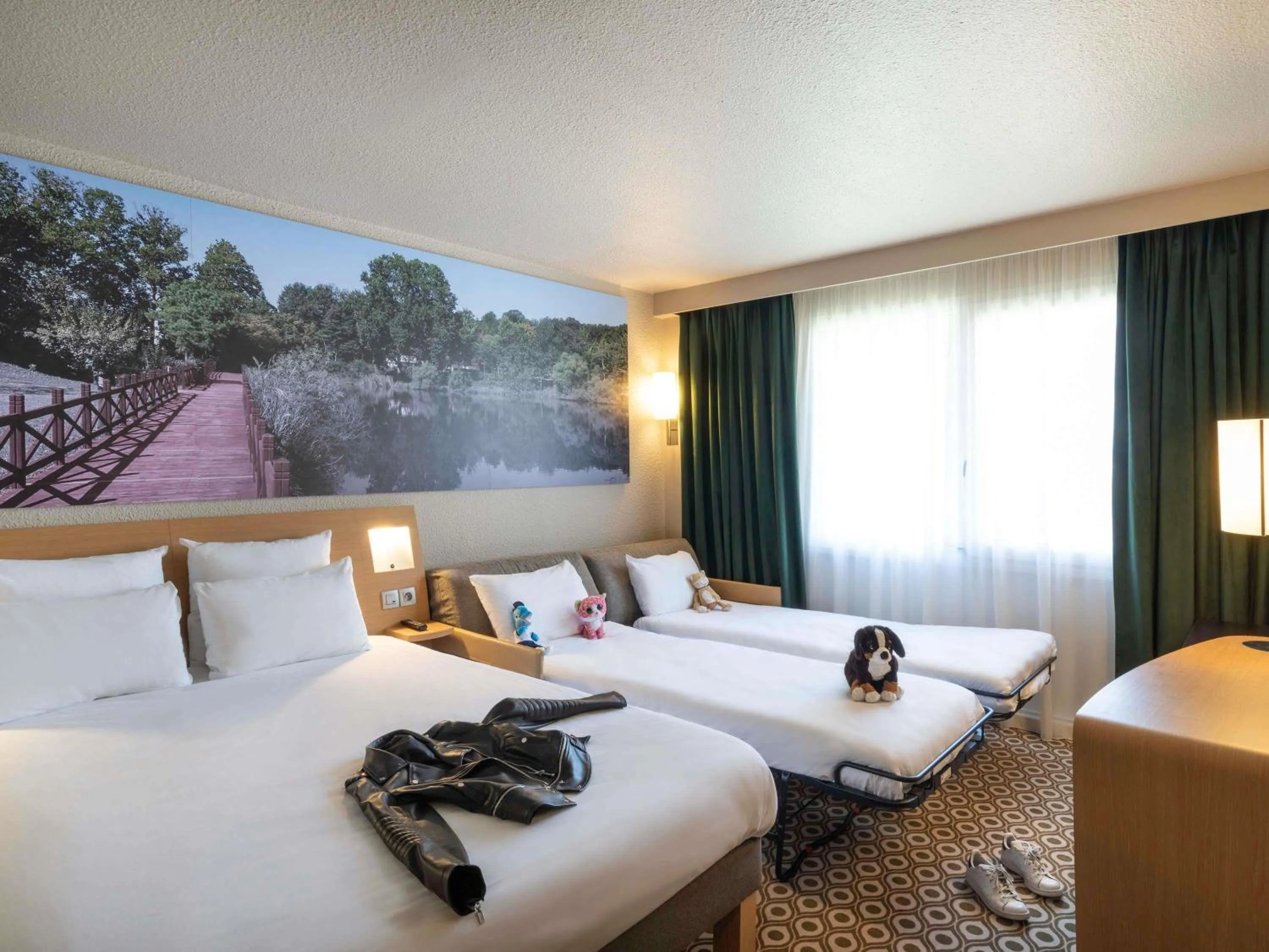 Other, Bed in Novotel Orléans Chemins De Sologne Demeures De Campagne