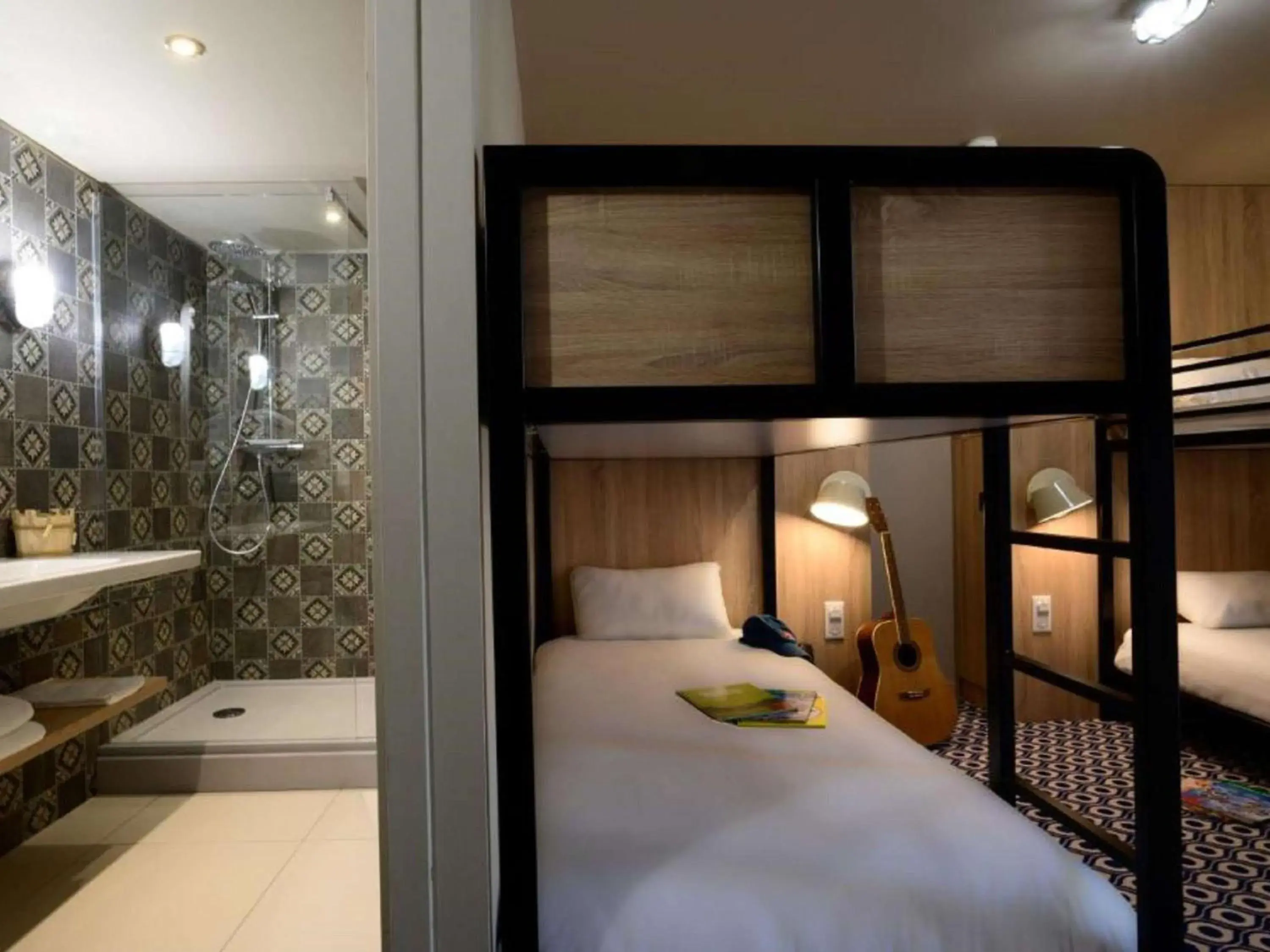 Bedroom, Bed in Novotel Orléans Sud La Source Bedroom, Bed in Novotel Orléans Sud La Source