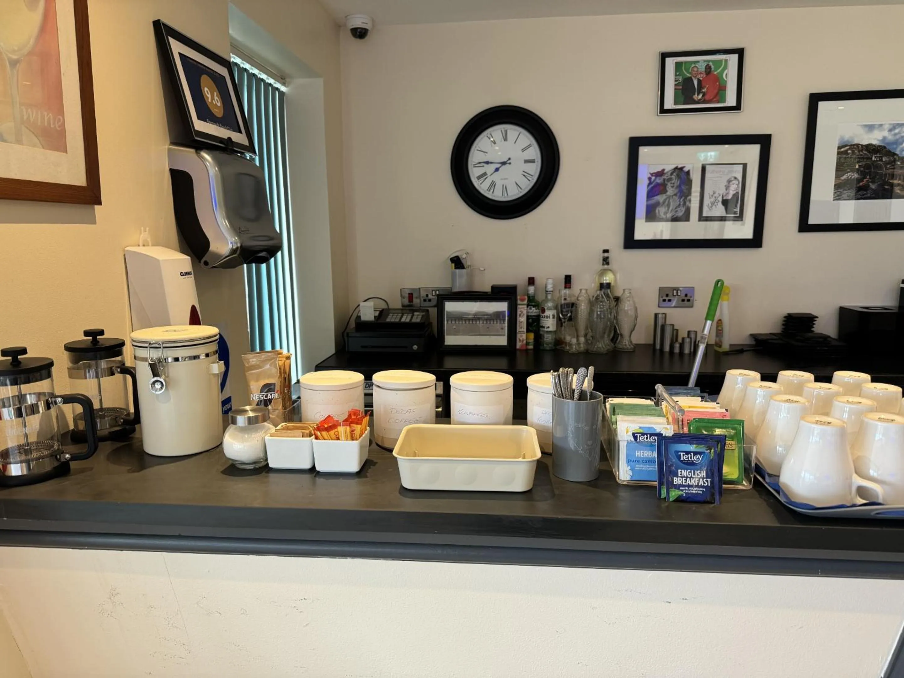 Dining area in Barmouth Beach Club