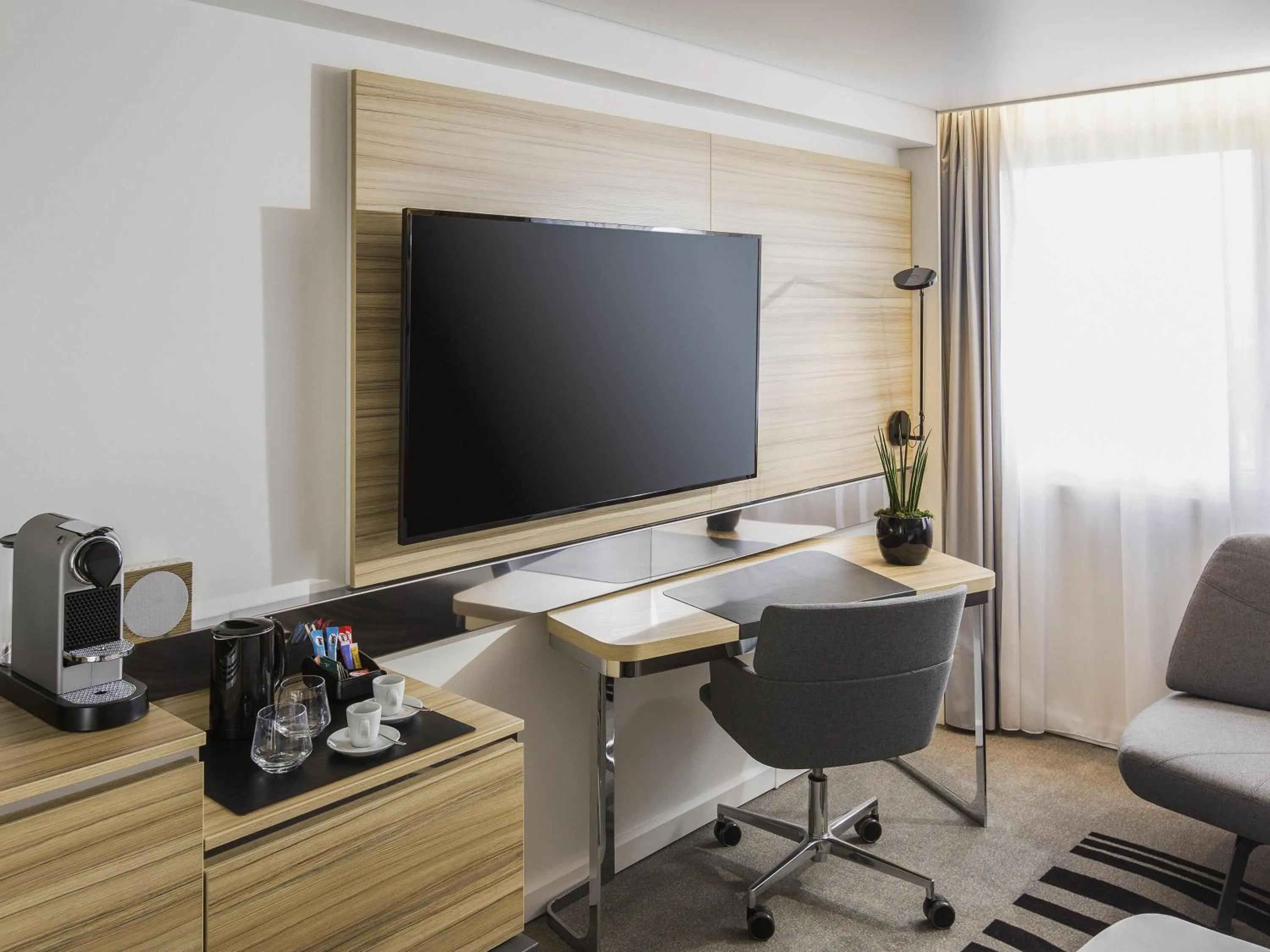 Bedroom in Novotel Strasbourg Centre Halles