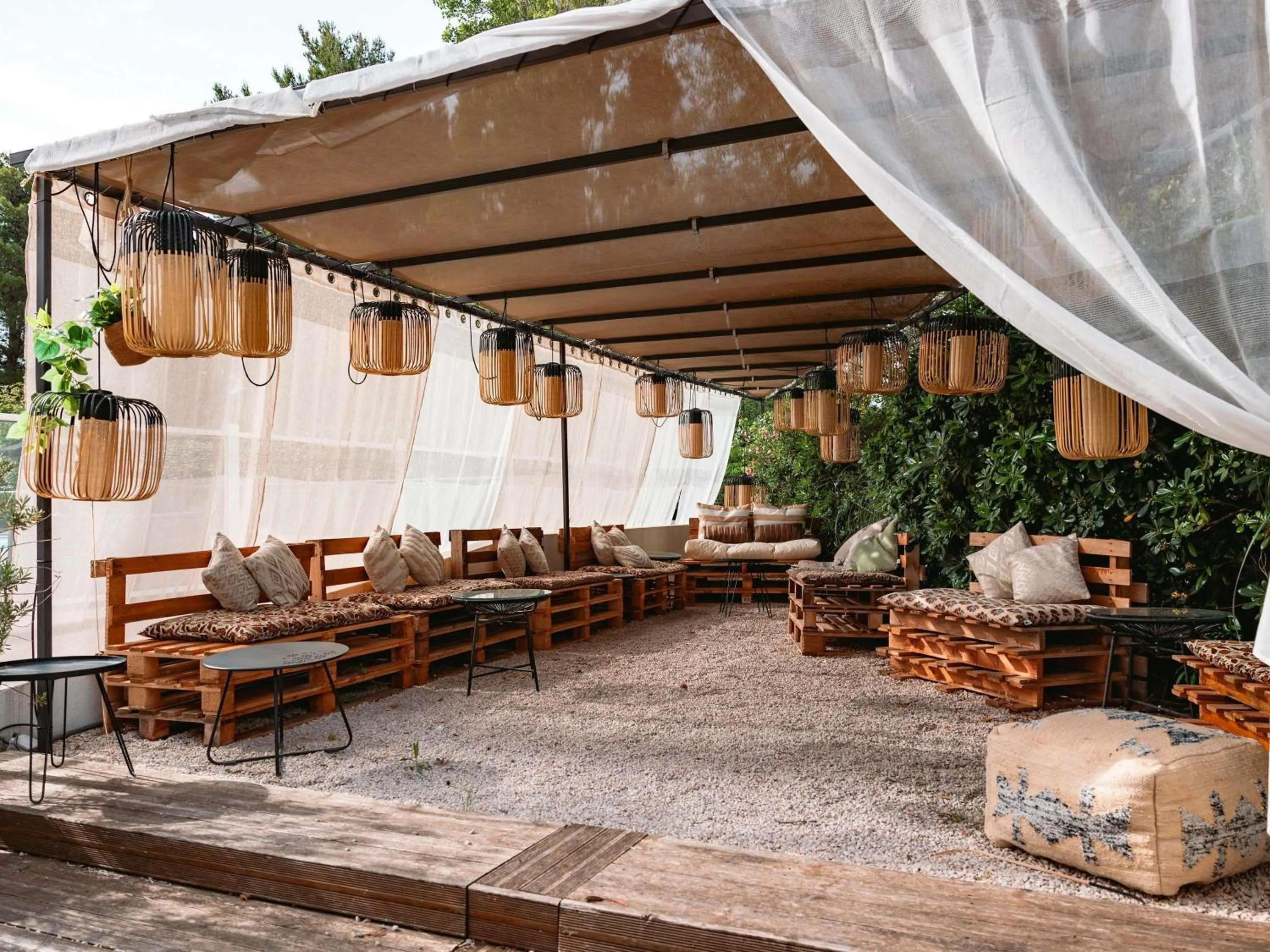 Property building in ibis Marseille Provence Aéroport