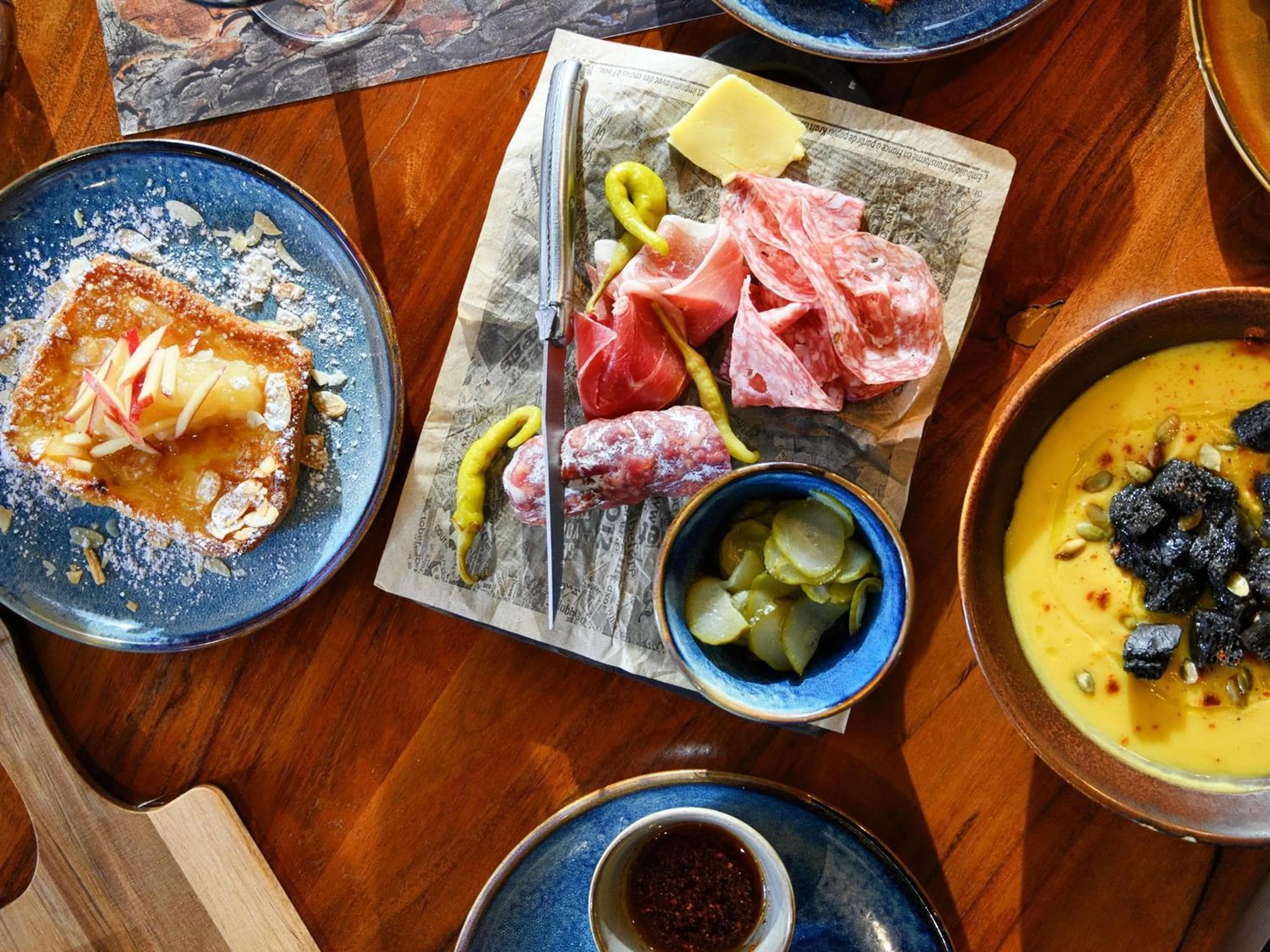 Restaurant/places to eat in ibis Marseille Provence Aéroport