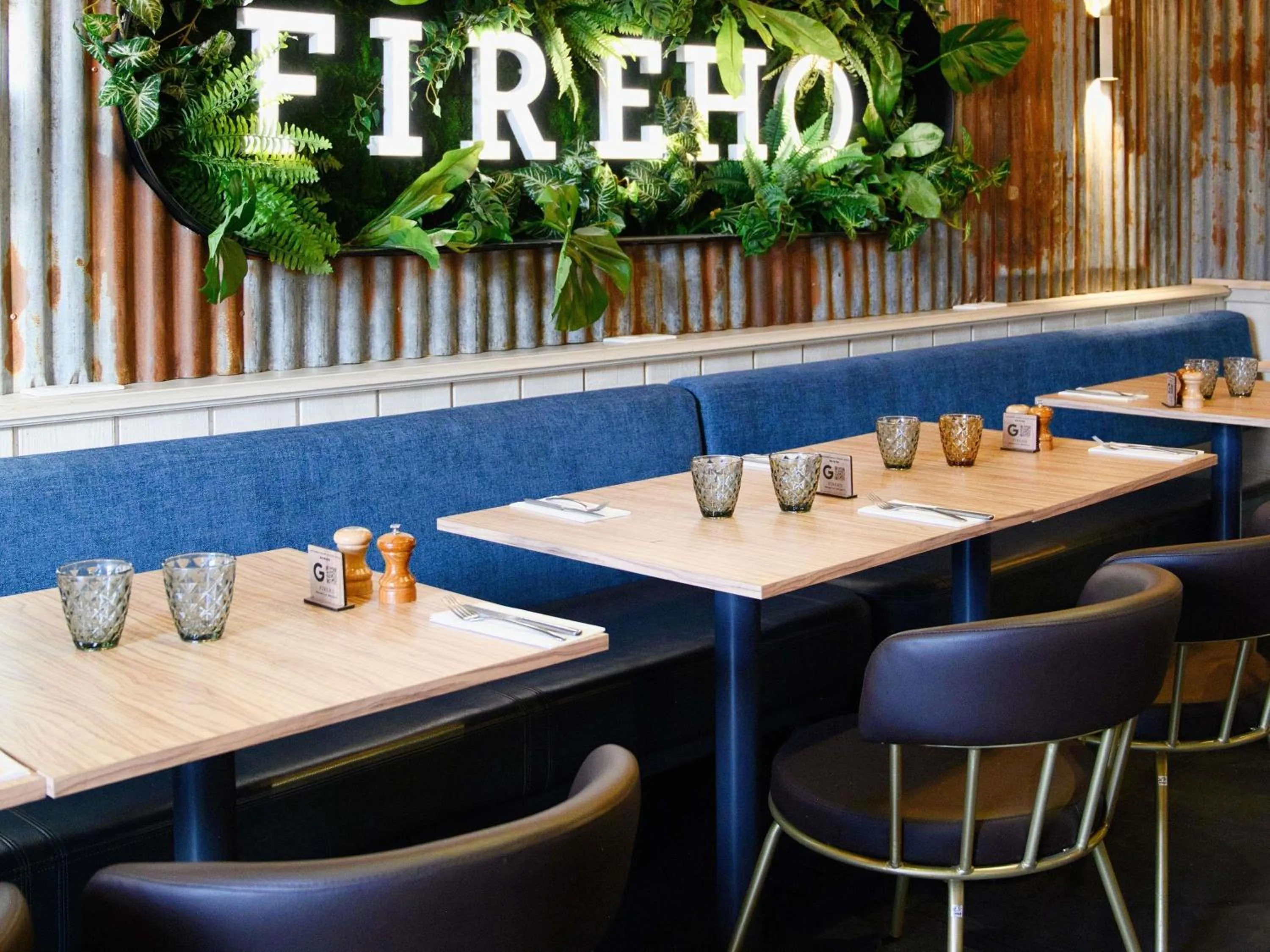 Restaurant/places to eat in ibis Marseille Provence Aéroport