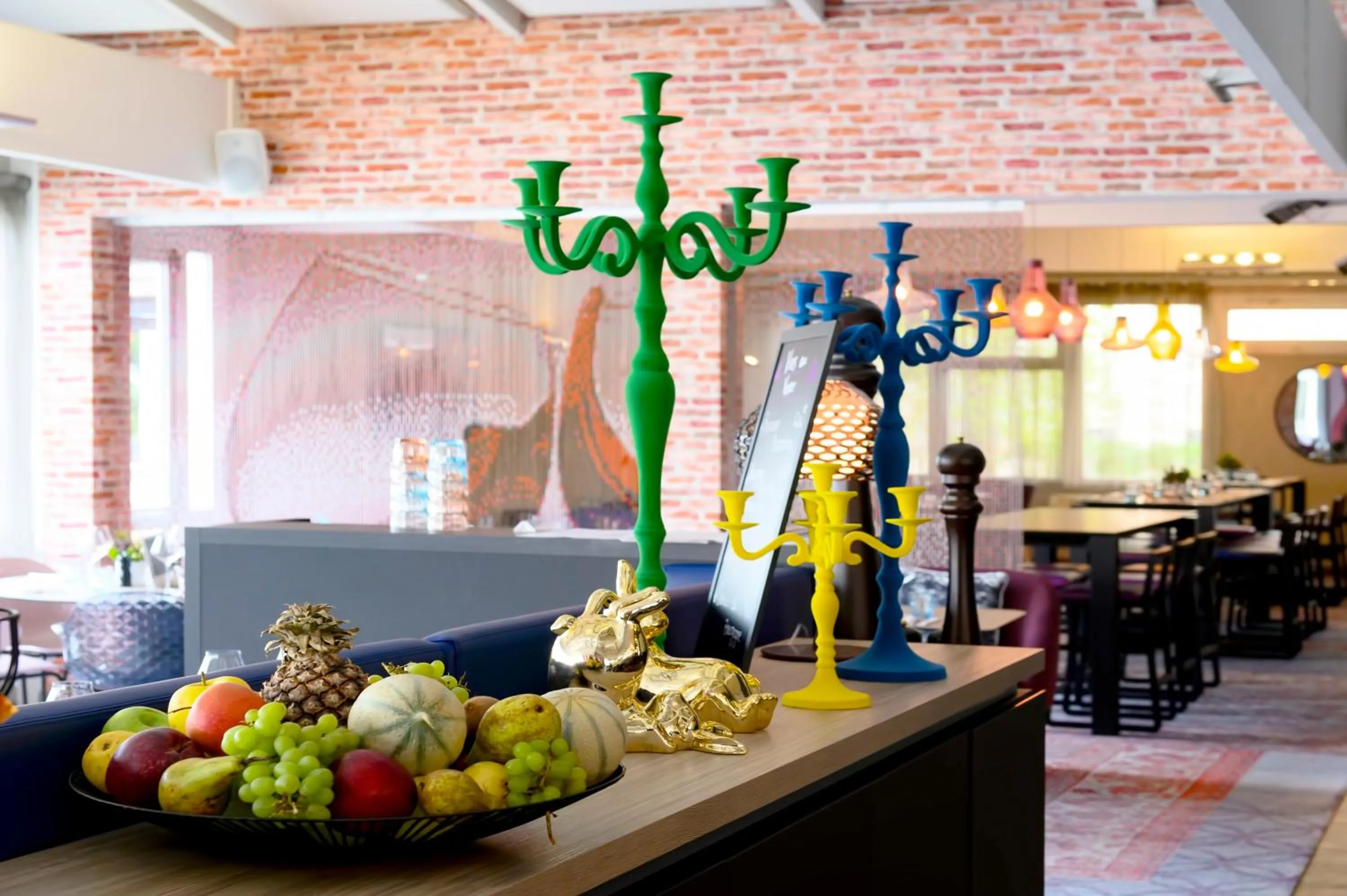 Restaurant/places to eat in Novotel Dijon Sud