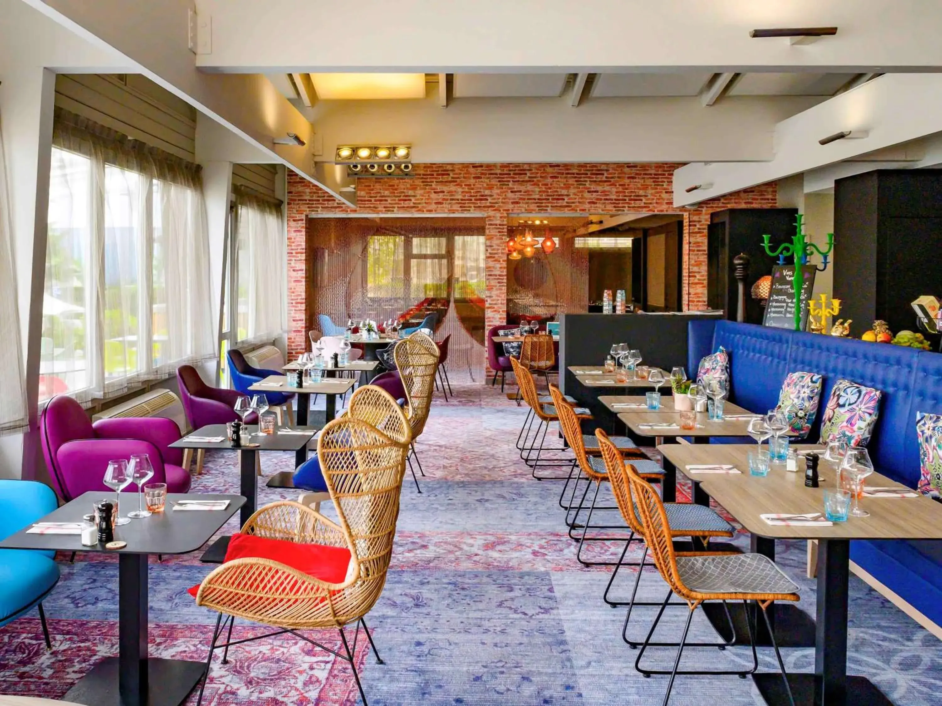 Restaurant/places to eat in Novotel Dijon Sud Restaurant/places to eat in Novotel Dijon Sud