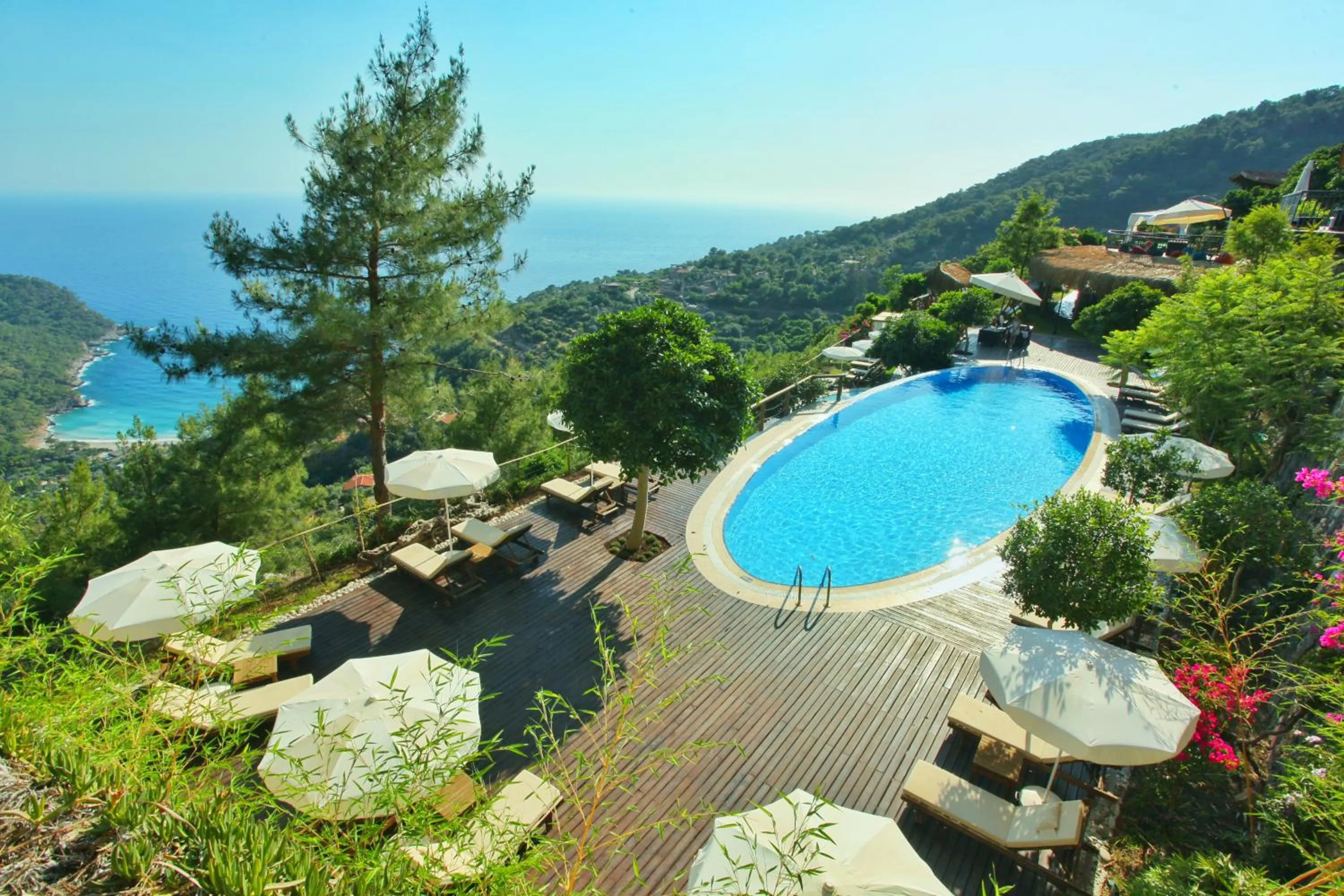 Swimming pool in Lissiya Hotel