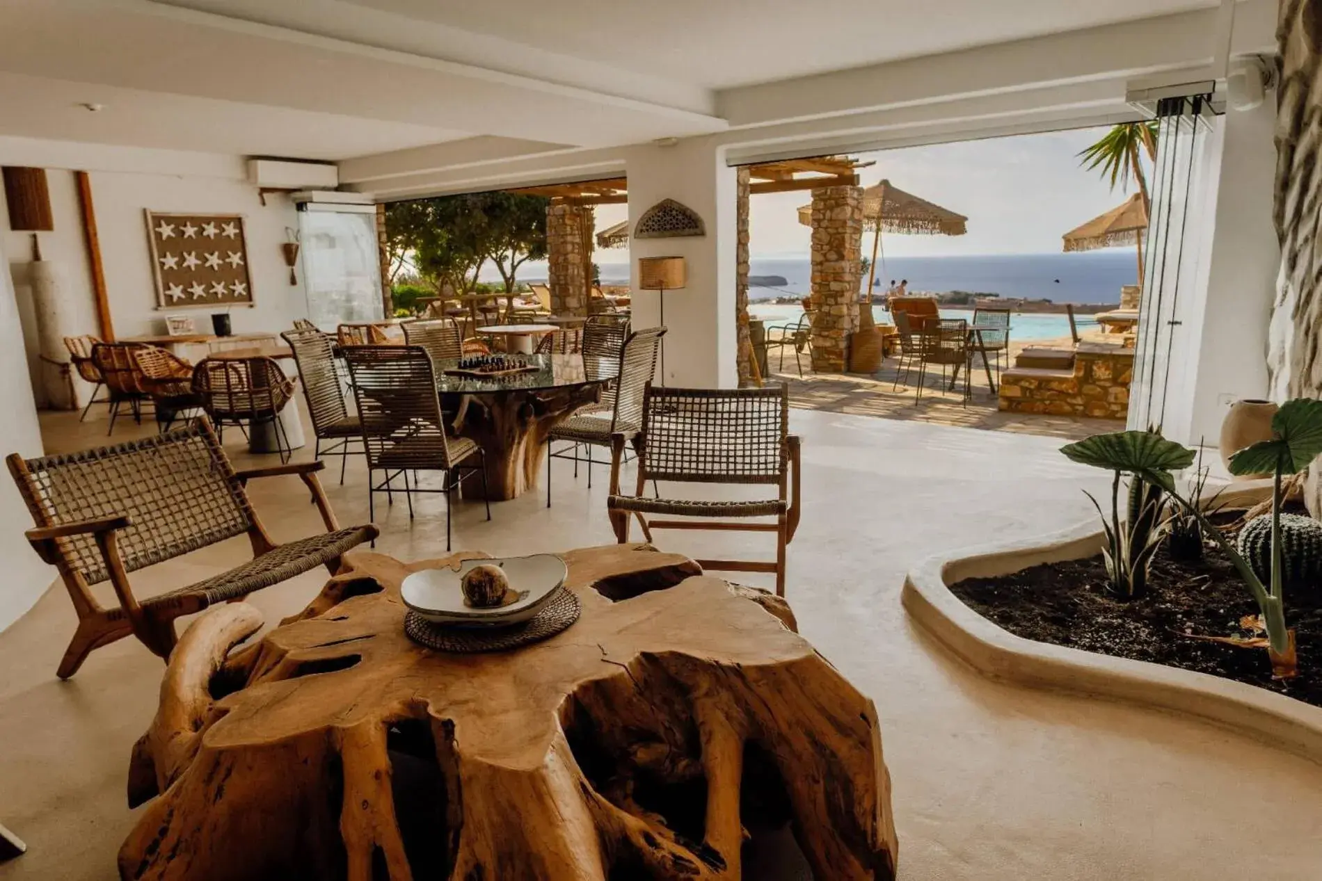 Restaurant/places to eat in Mythic Paros , Adults Only Restaurant/places to eat in Mythic Paros , Adults Only