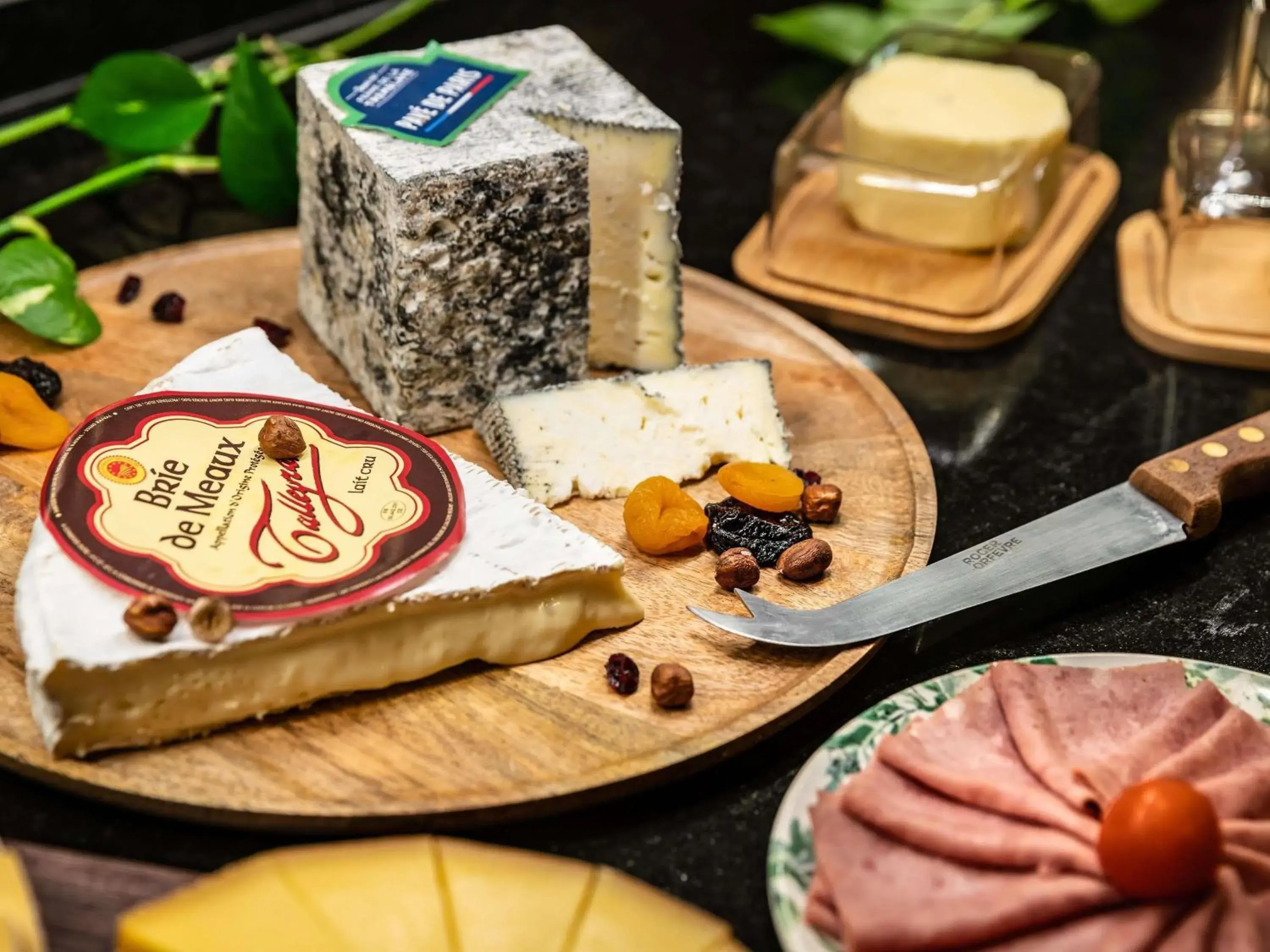 Breakfast in Mercure Paris CDG Airport & Convention Breakfast in Mercure Paris CDG Airport & Convention